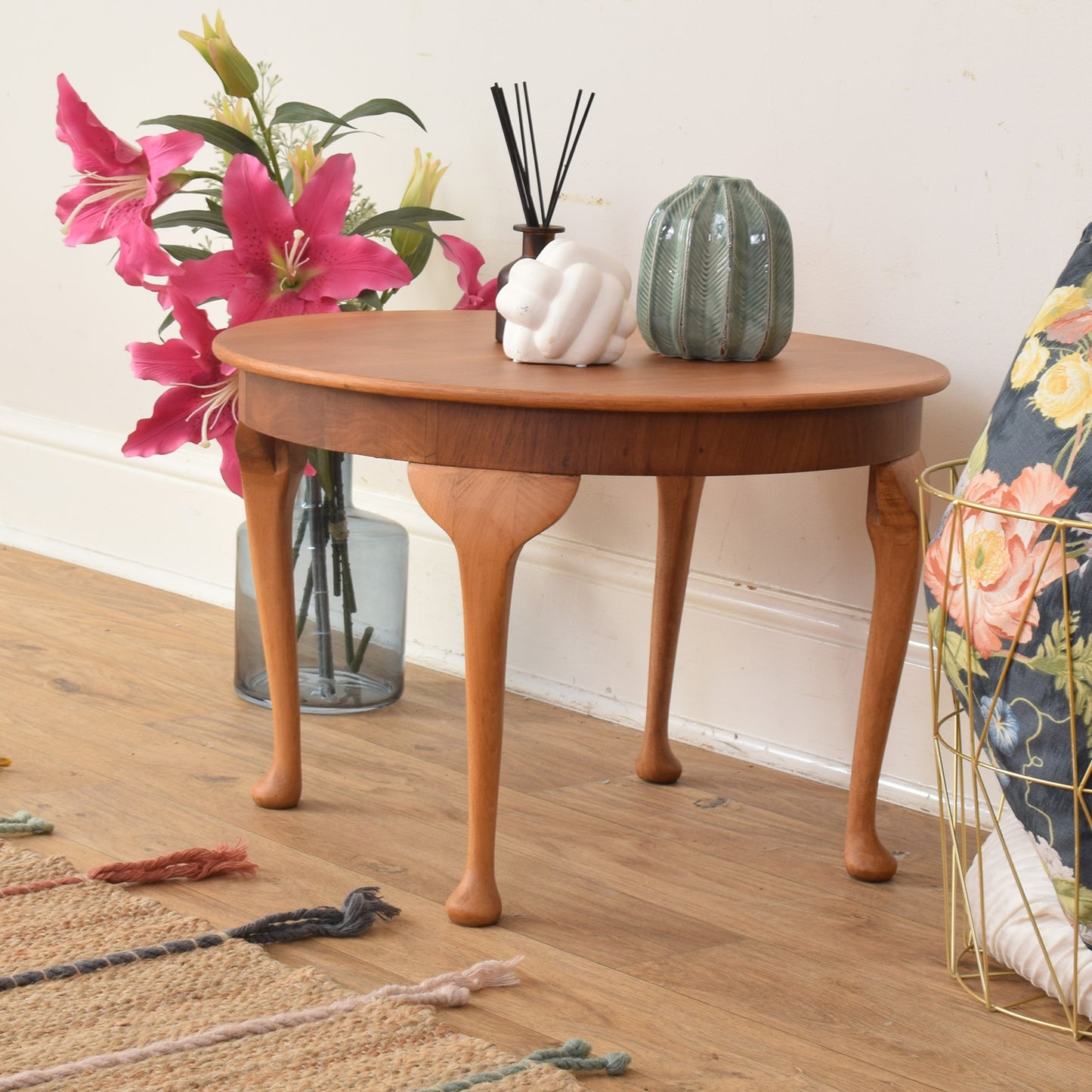 Mahogany Veneer Coffee Table
