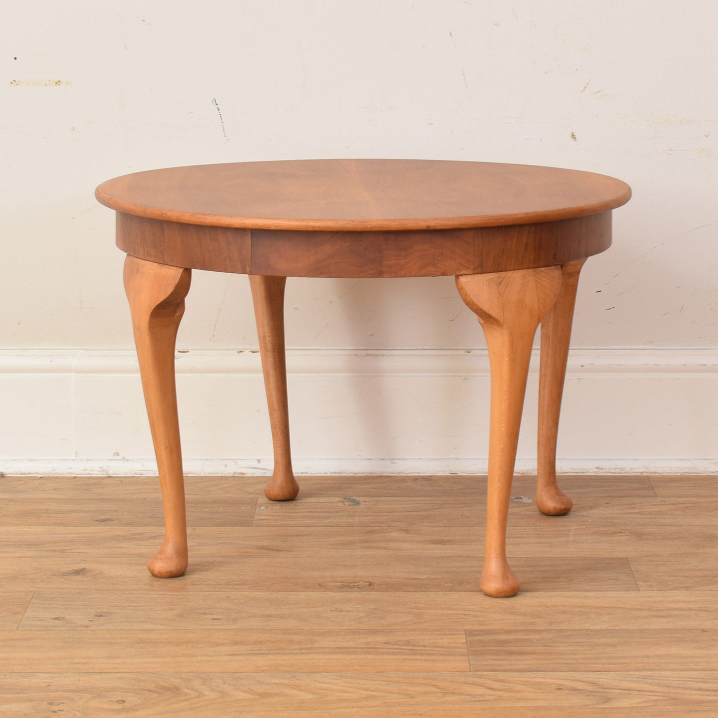 Mahogany Veneer Coffee Table