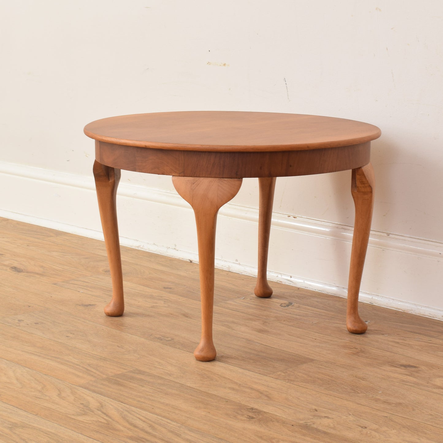 Mahogany Veneer Coffee Table