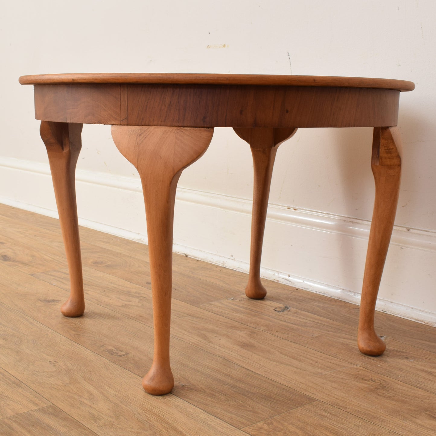 Mahogany Veneer Coffee Table