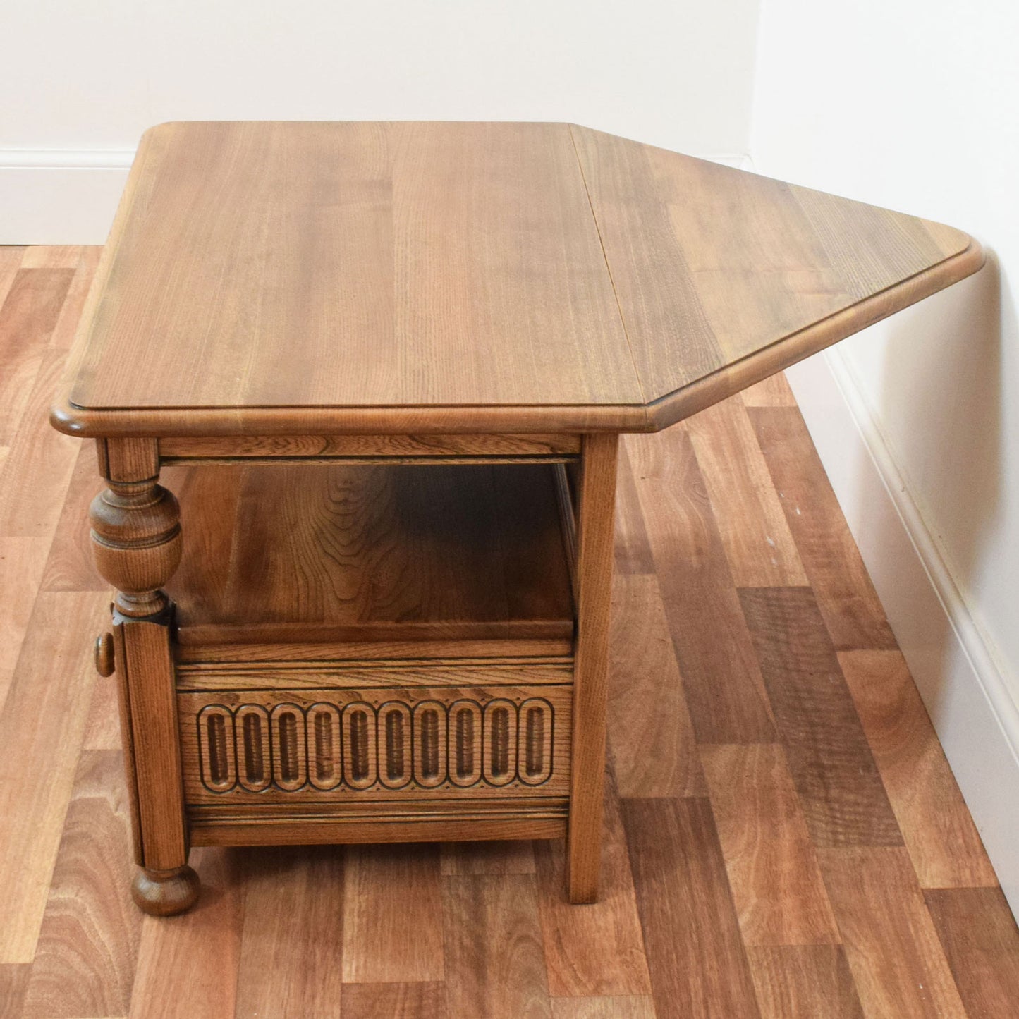 Ercol 'Warwick' TV Cabinet