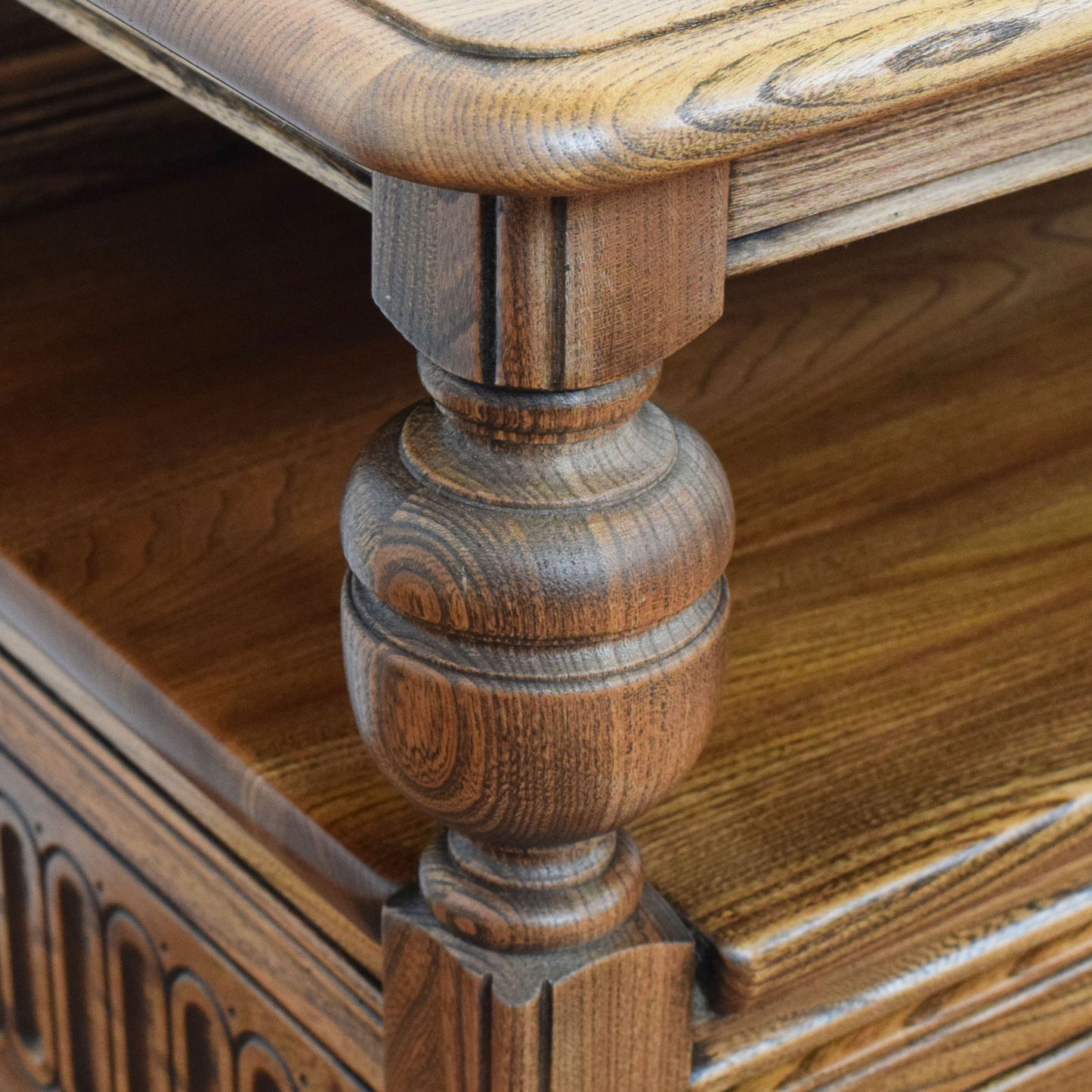 Ercol 'Warwick' TV Cabinet