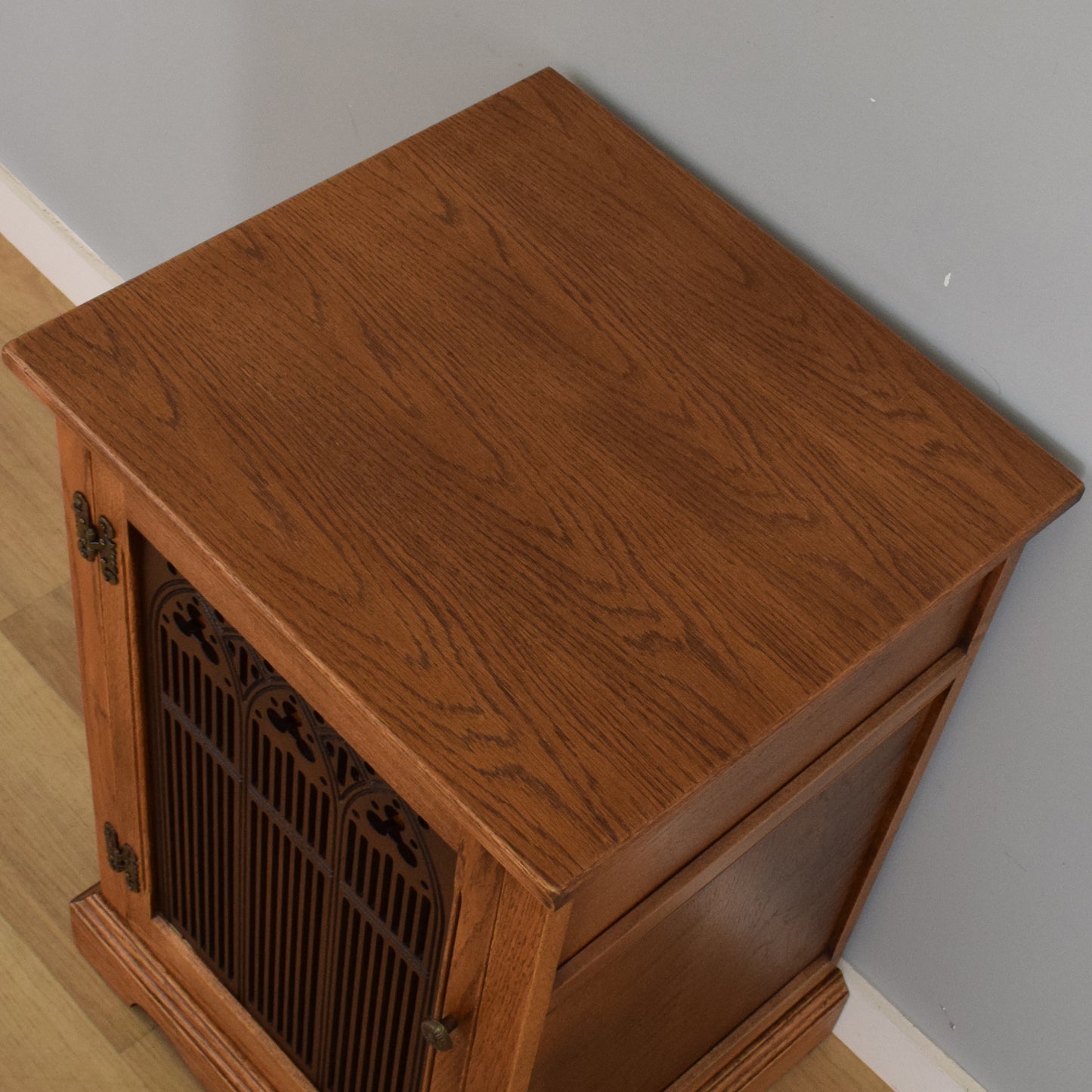 Old Charm Oak Cabinet