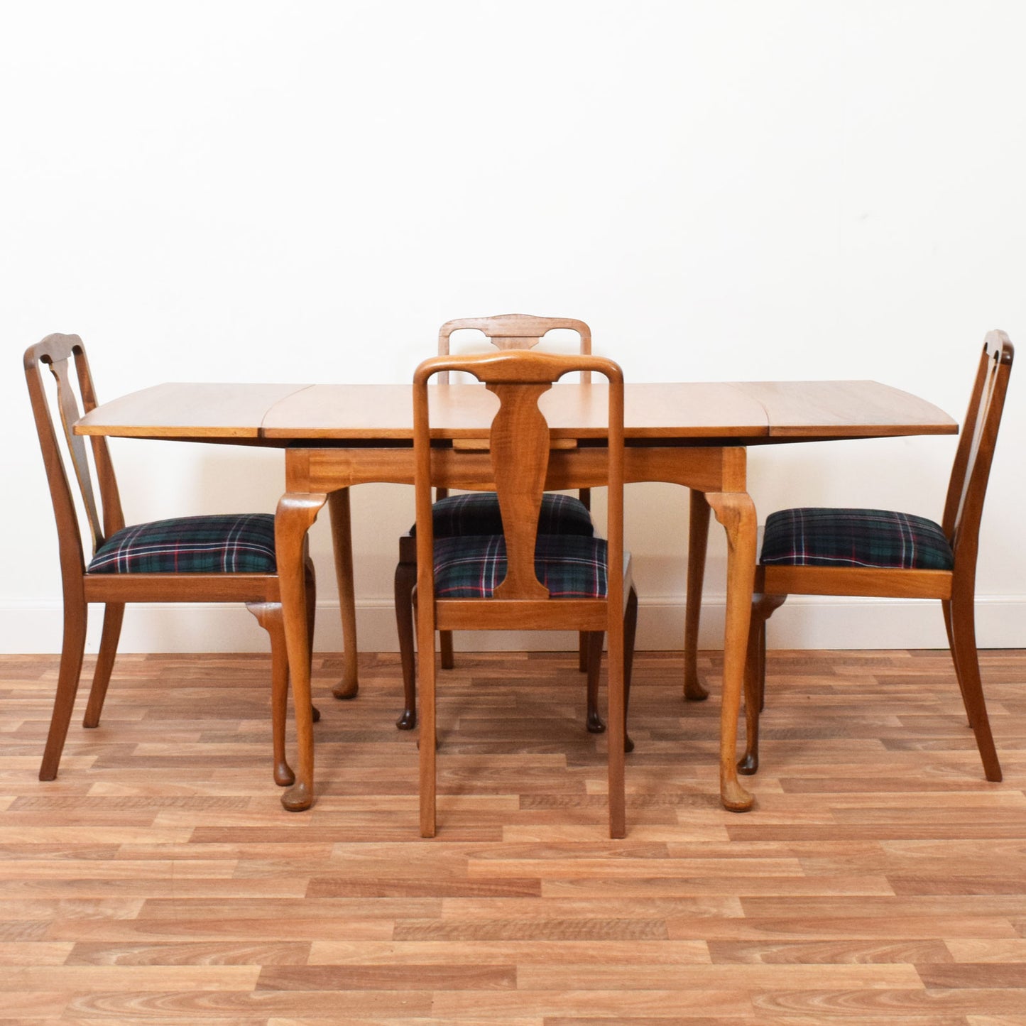Queen Ann Draw-Leaf Table and Four Chairs
