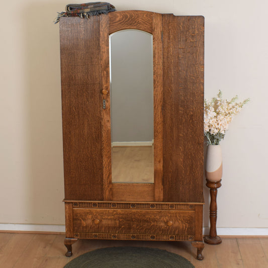 Oak Hallrobe