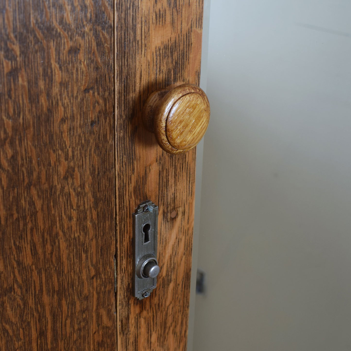 Oak Hallrobe