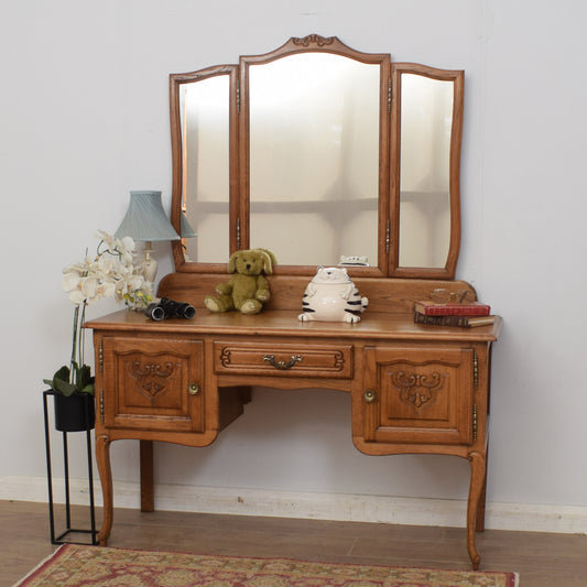 French Dressing Table