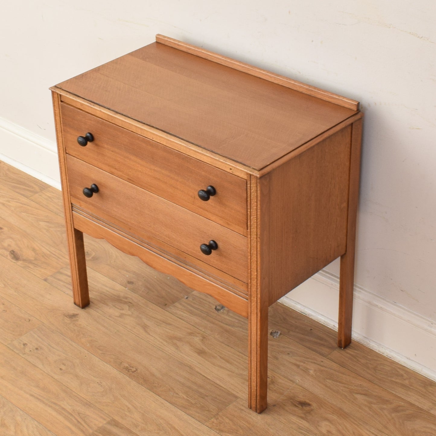 Oak Veneer Chest Of Drawers