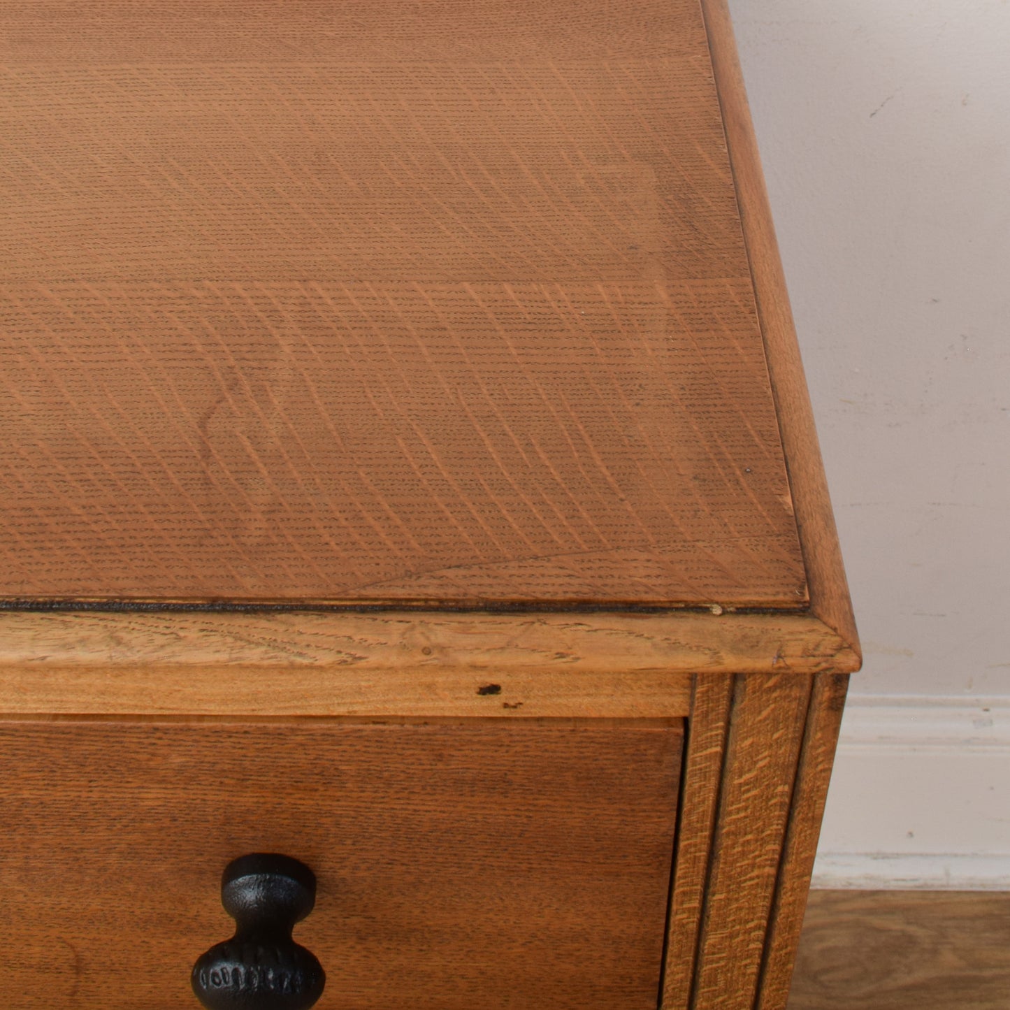 Oak Veneer Chest Of Drawers
