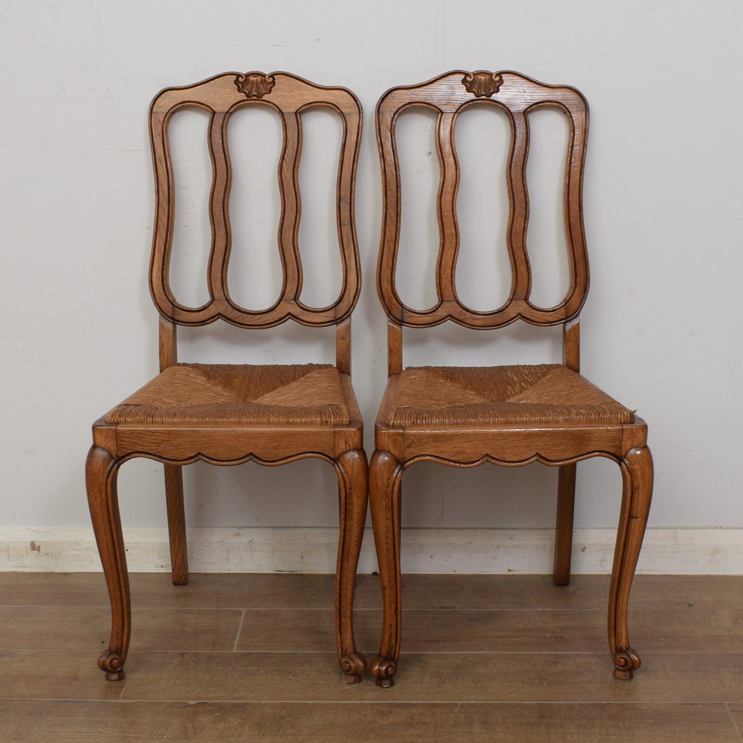 Extendable French Dining Table & Six Chairs