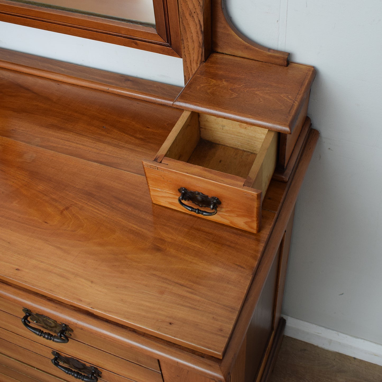 Edwardian Dressing Table