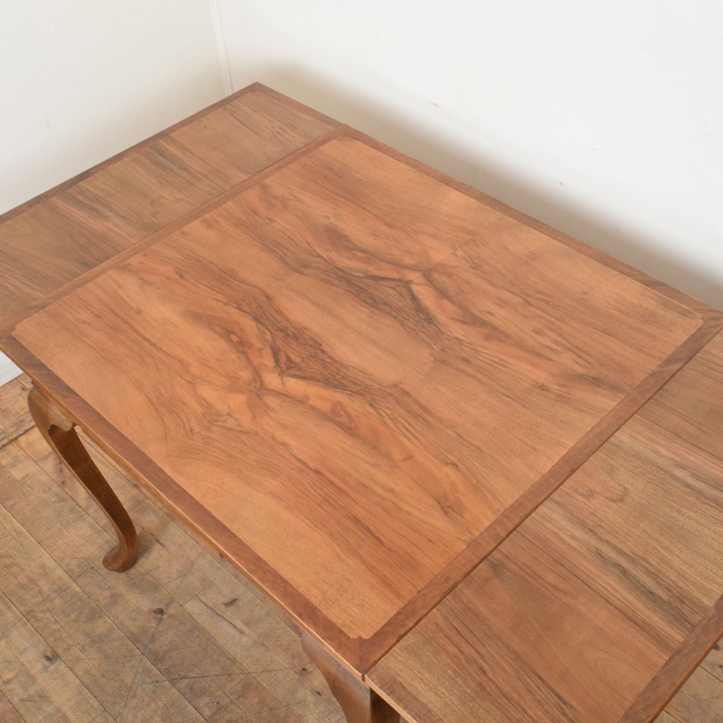 Draw Leaf Table and Four