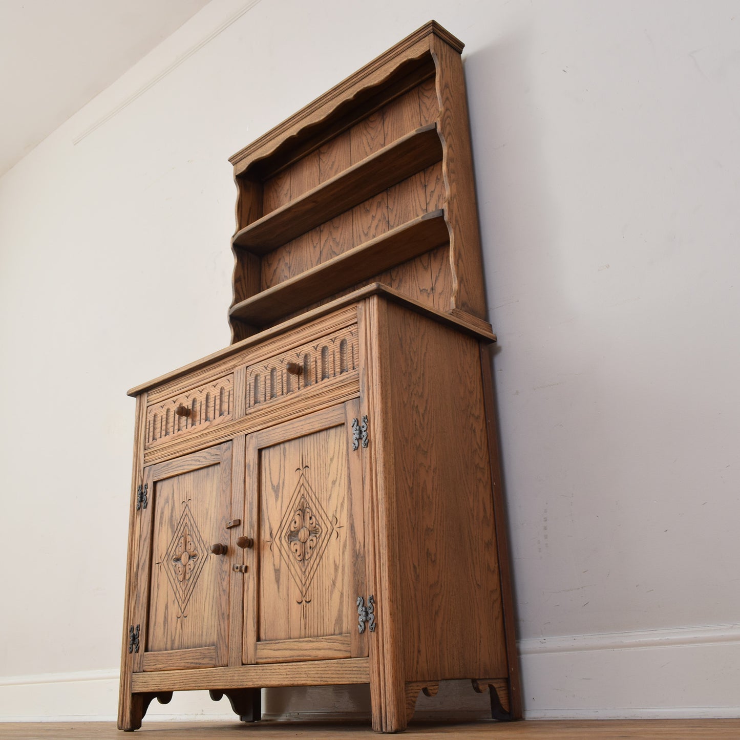 Jaycee Dresser
