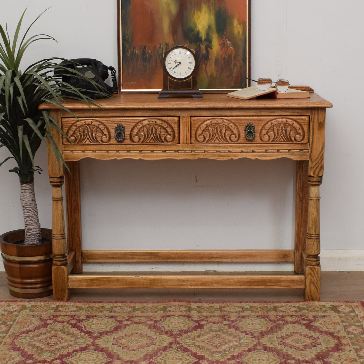 Old Charm Console Table