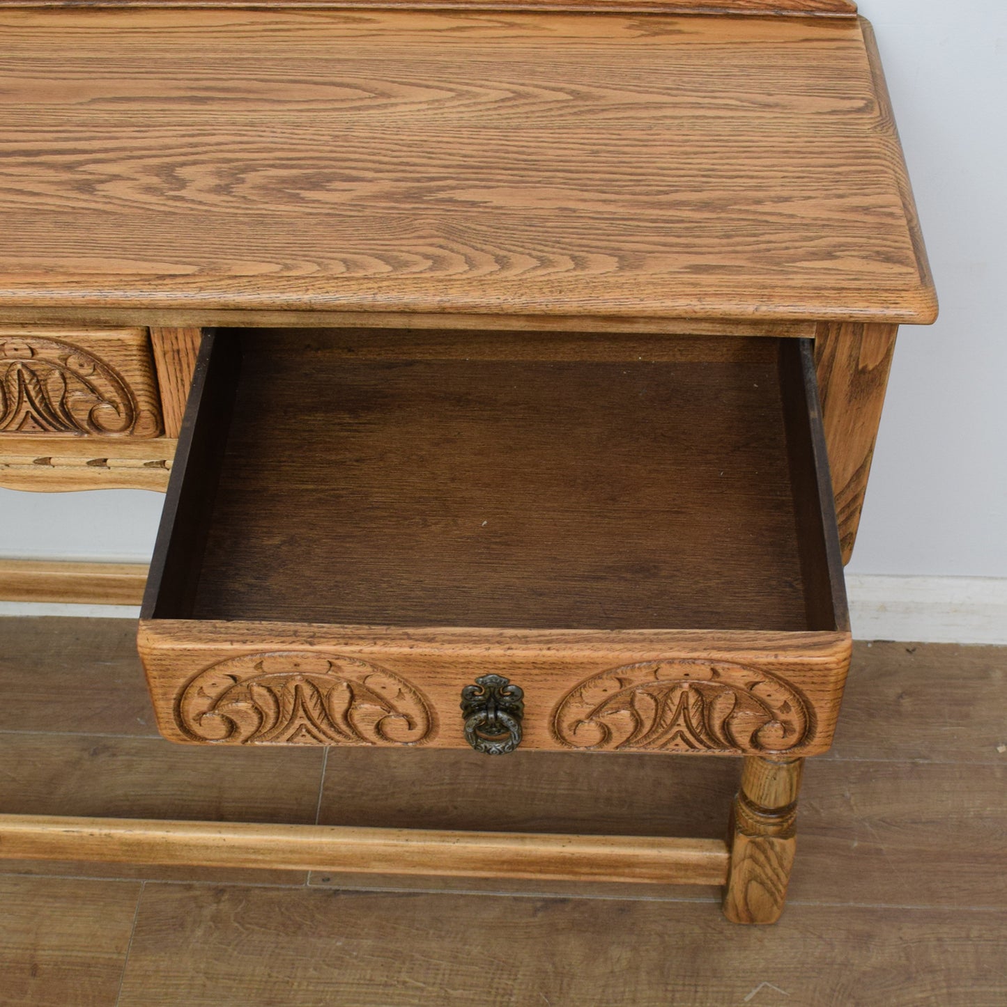 Old Charm Console Table