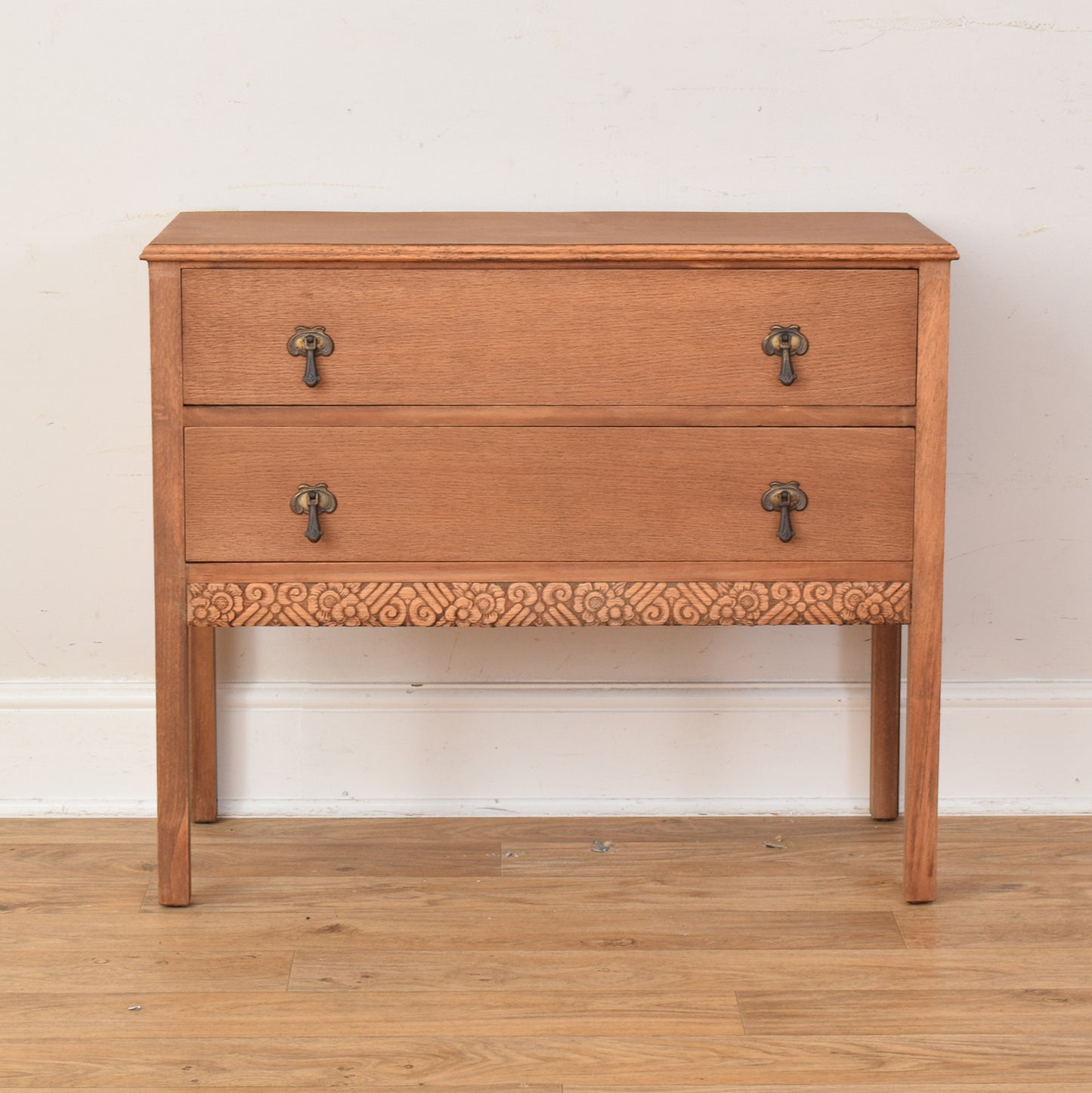 Oak Veneer Chest Of Drawers