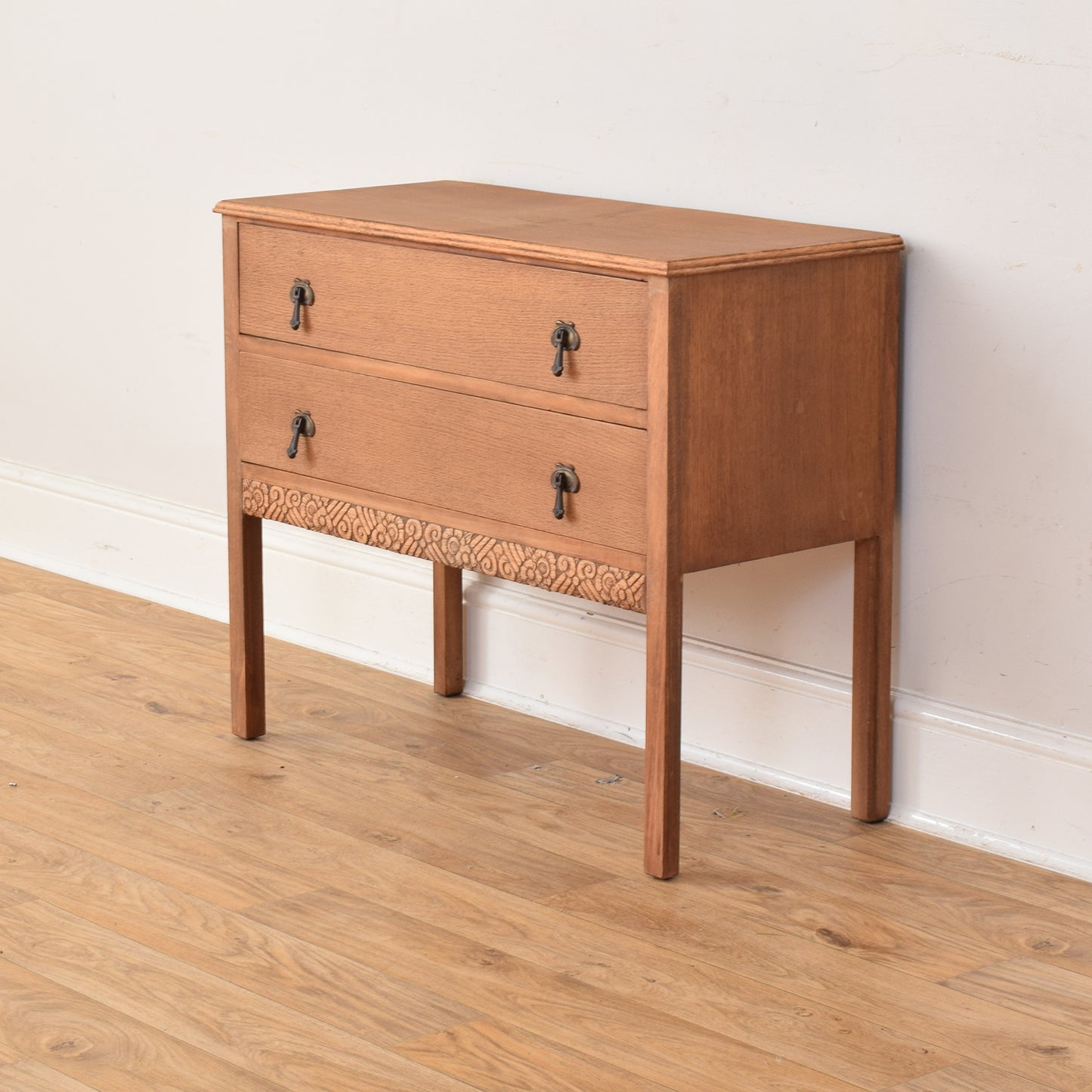 Oak Veneer Chest Of Drawers