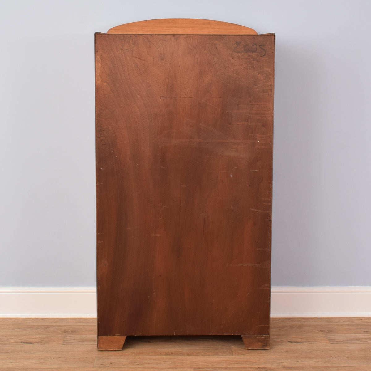 Mahogany Hallrobe
