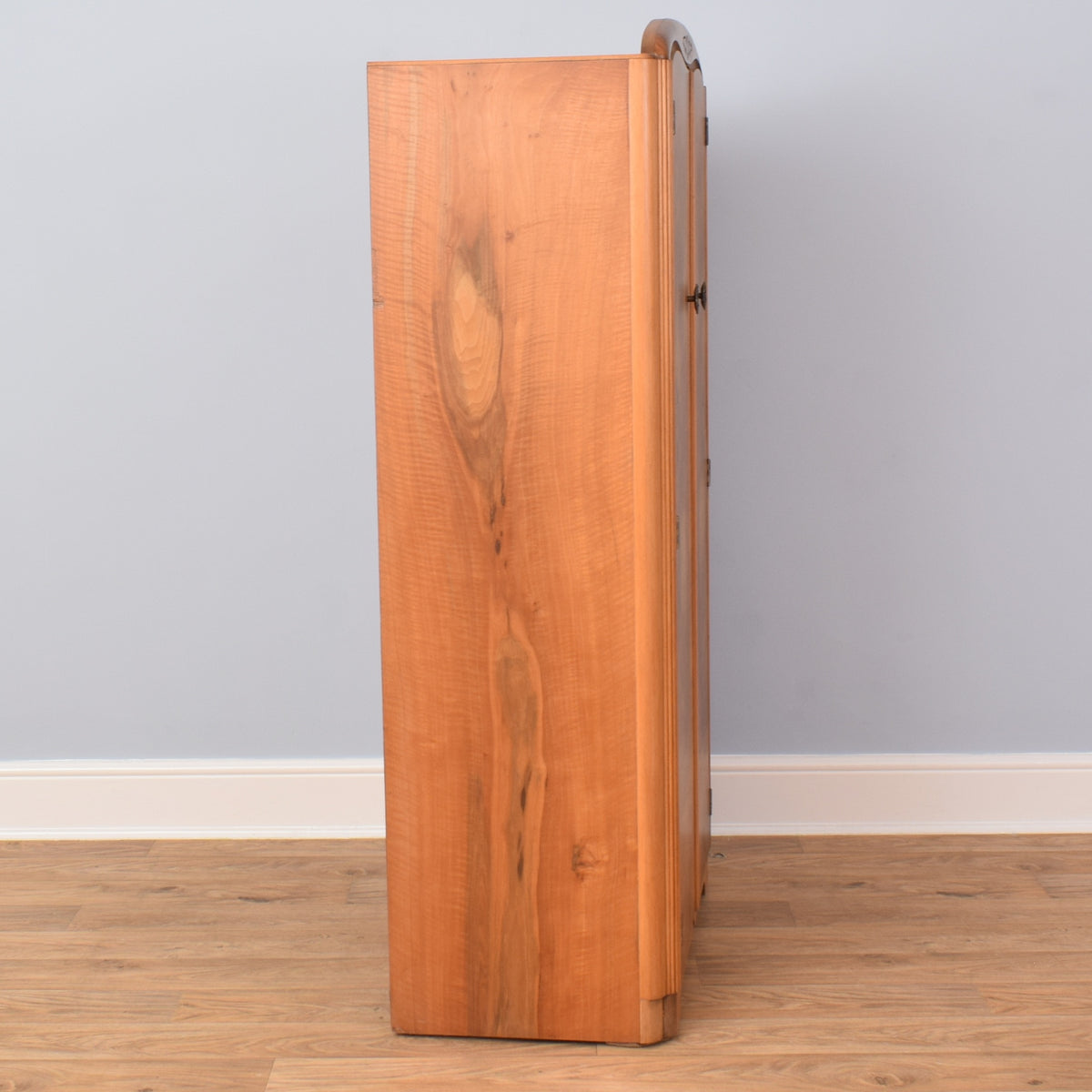 Mahogany Hallrobe