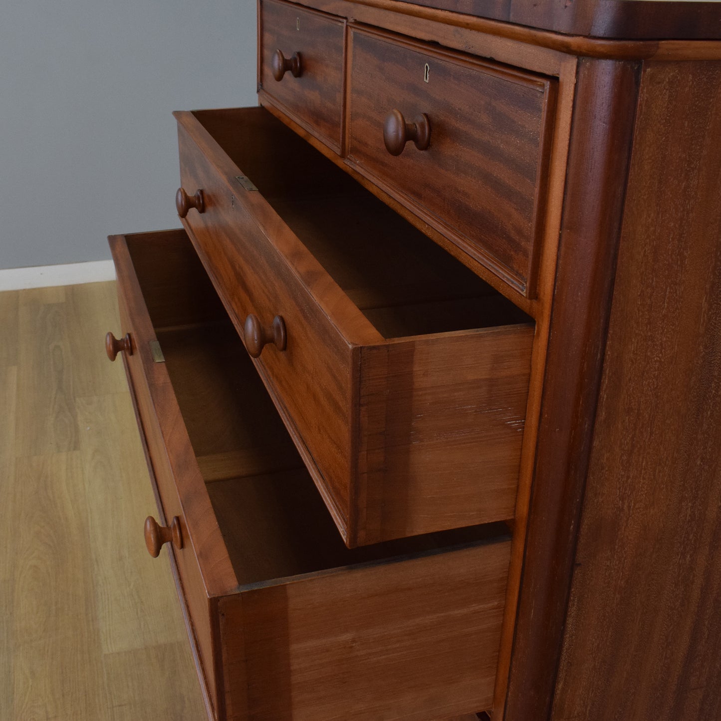 Large Mahogany Chest of Drawers