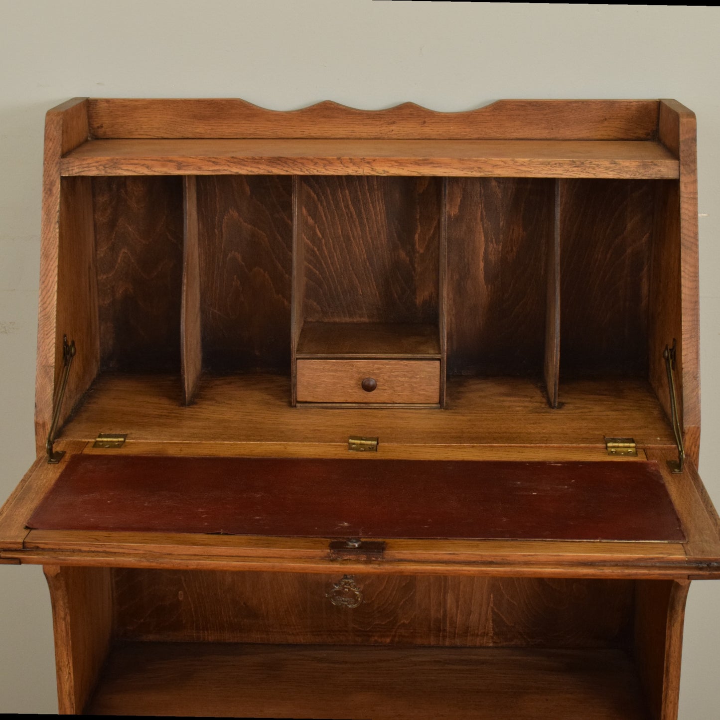 Oak Students Bureau