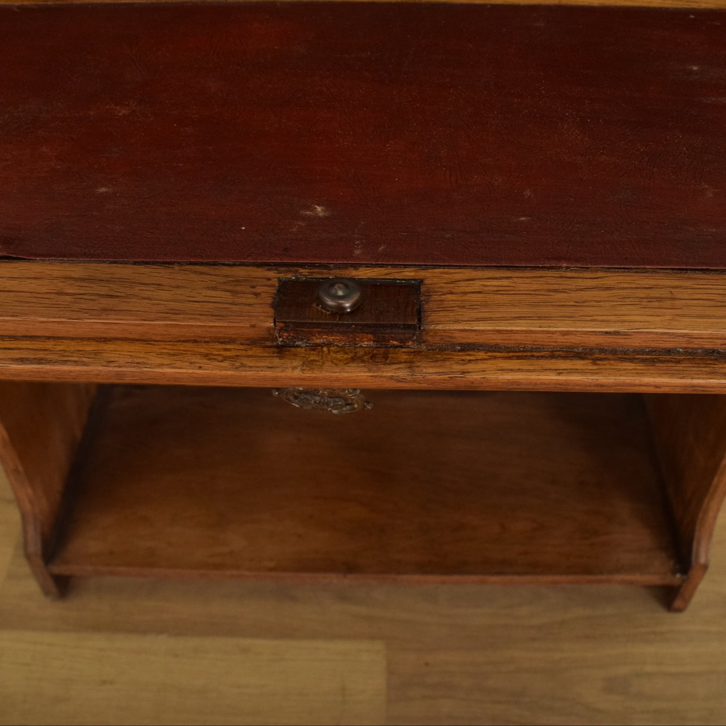 Oak Students Bureau