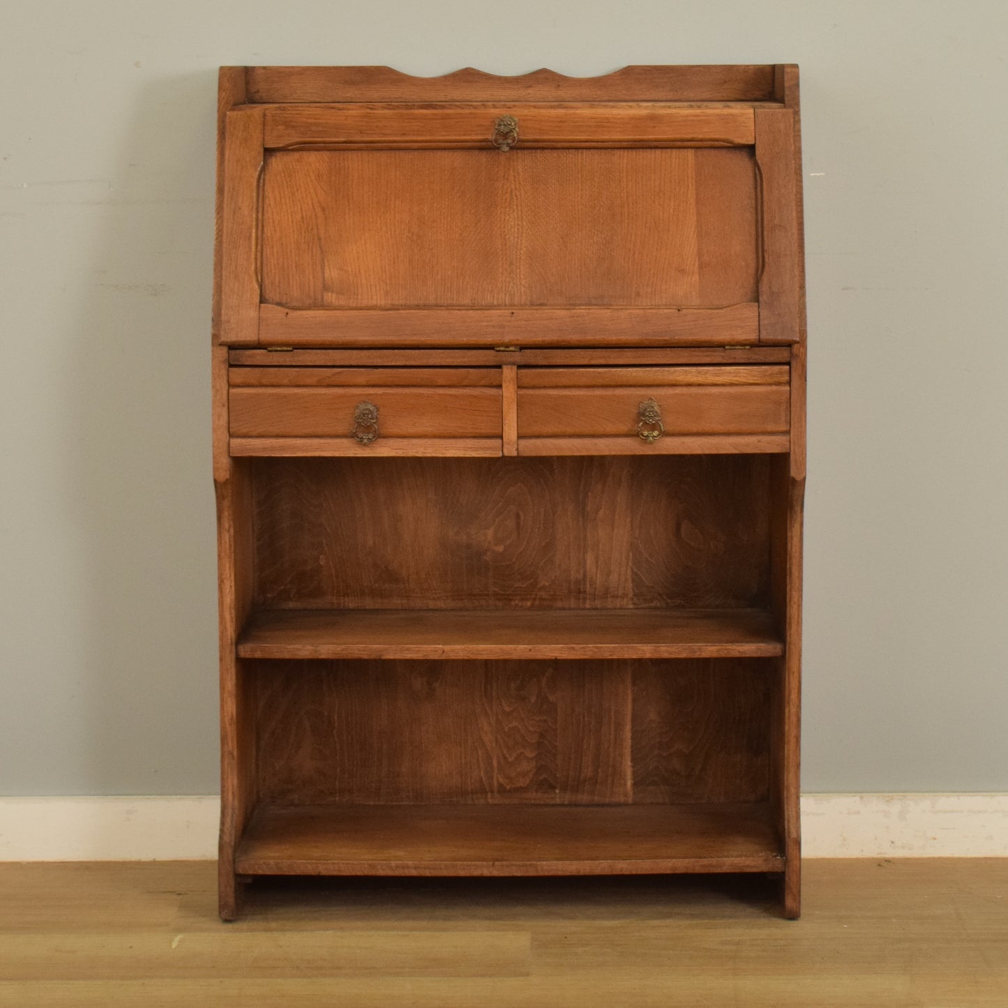 Oak Students Bureau