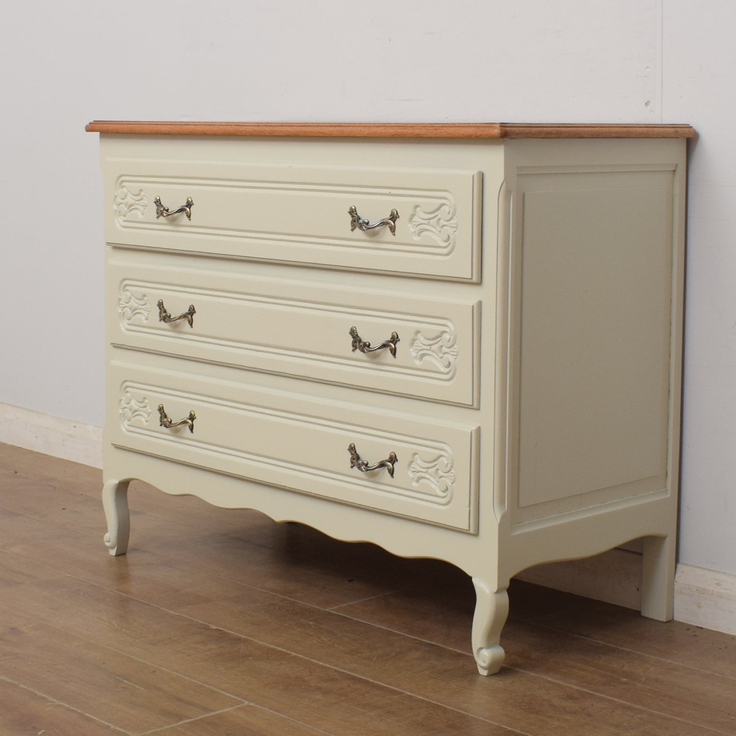 French Chest of Drawers