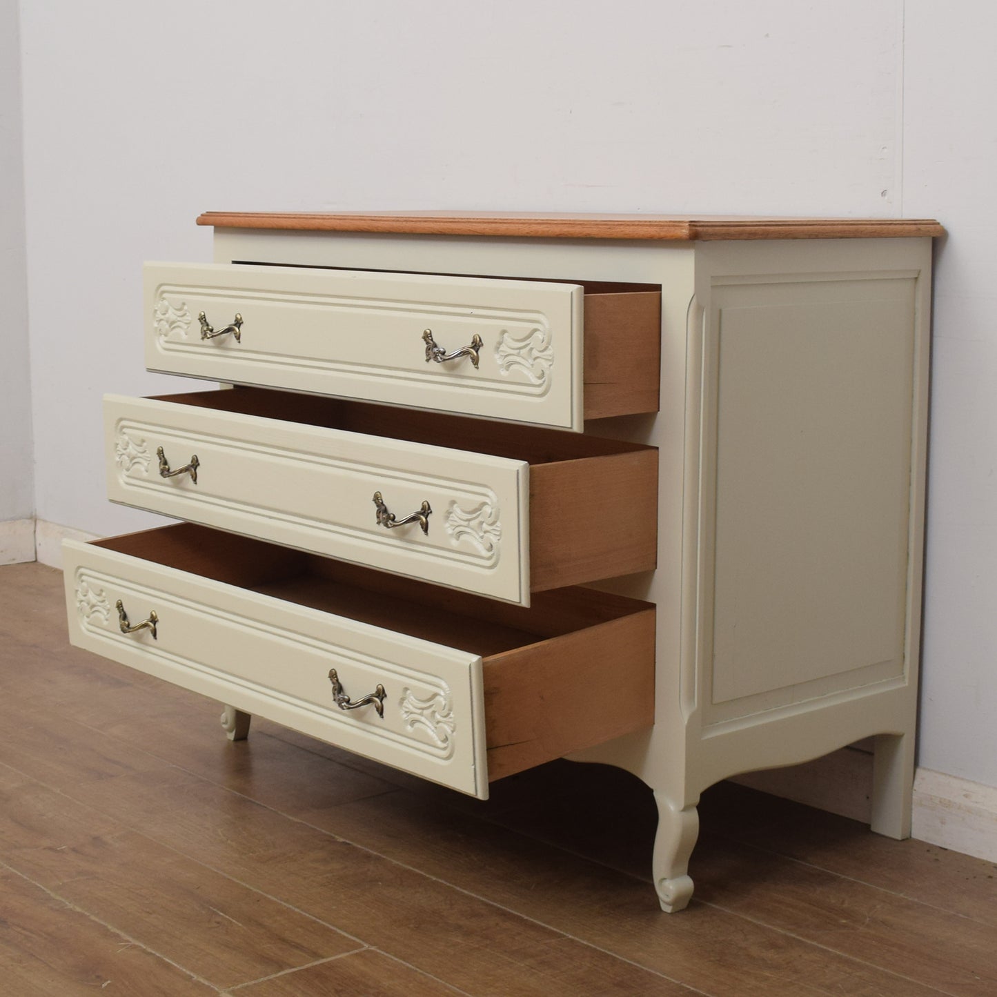 French Chest of Drawers