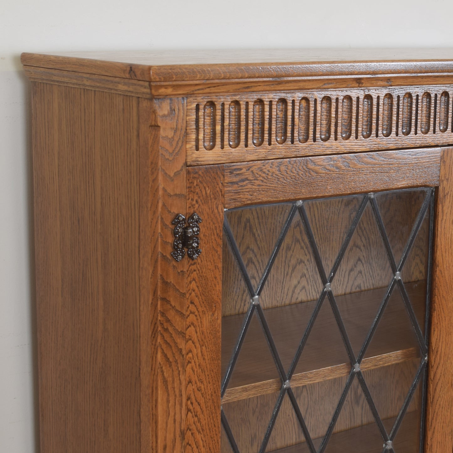 Linenfold Glazed Cabinet