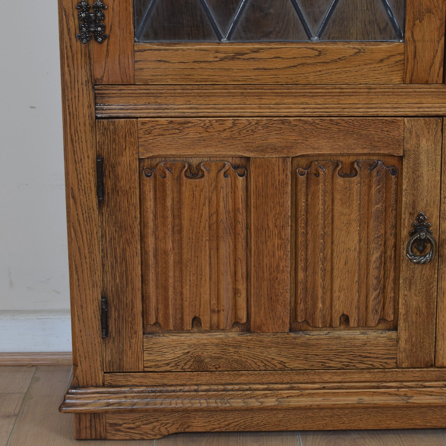 Linenfold Glazed Cabinet
