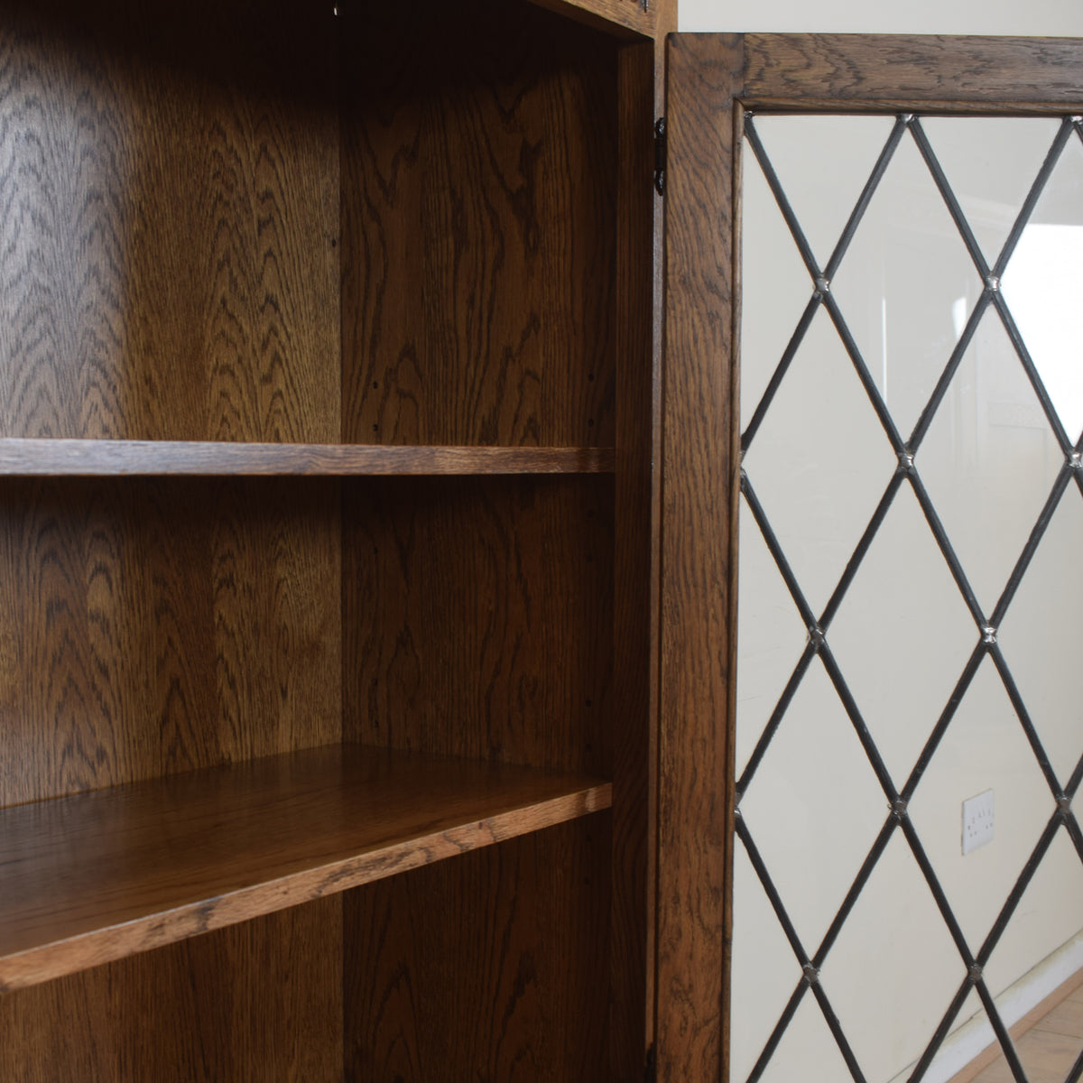 Linenfold Glazed Cabinet