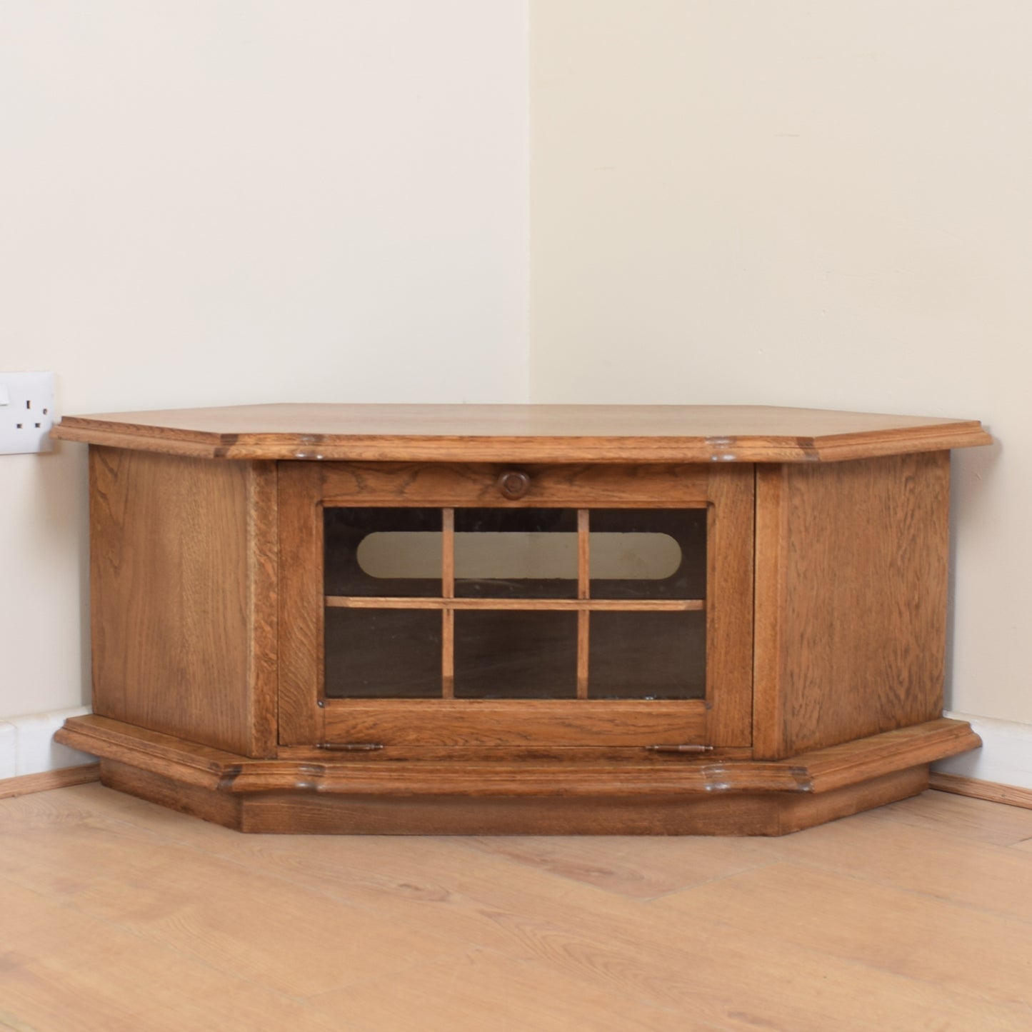 Oak TV Cabinet