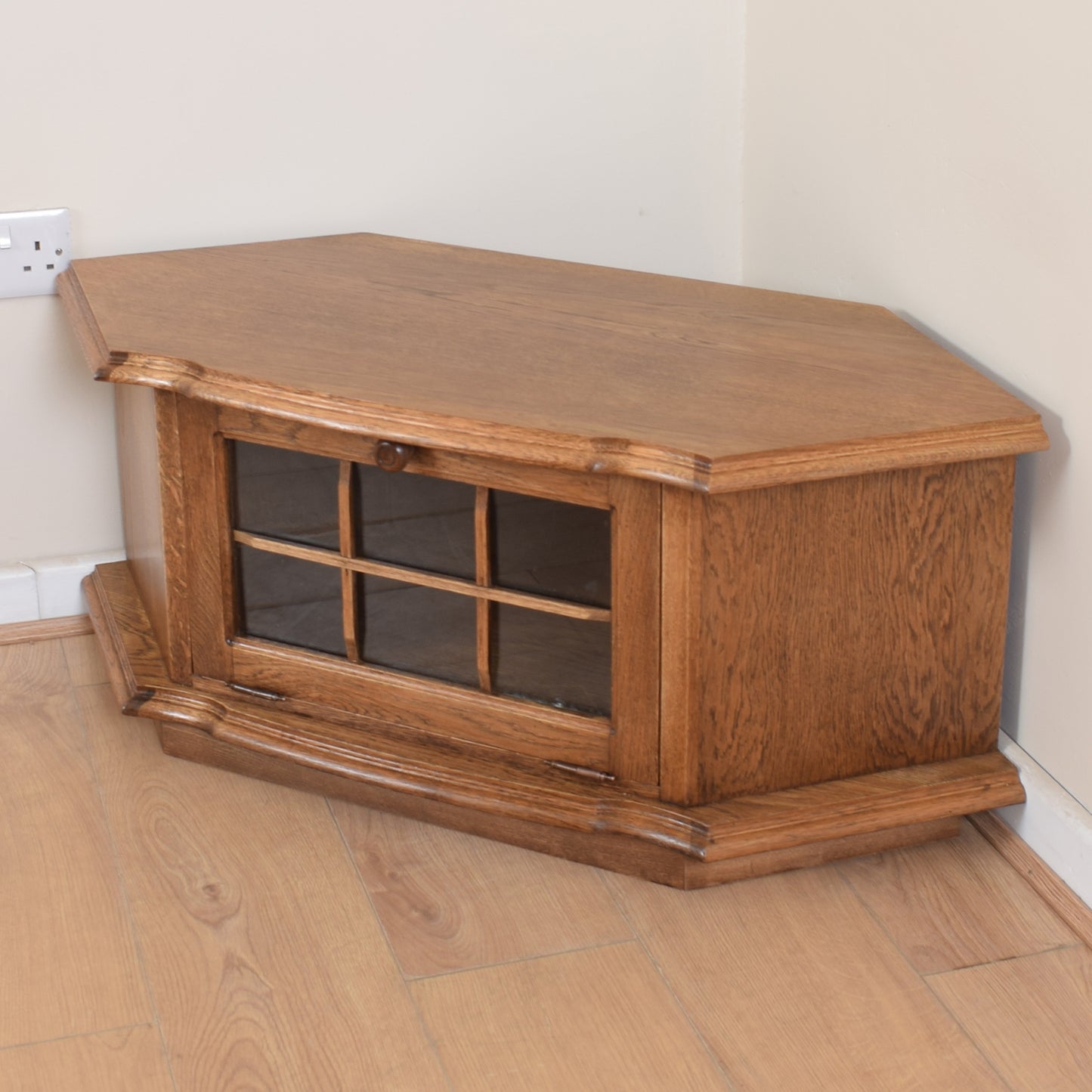 Oak TV Cabinet