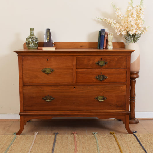 Arts and Crafts Mahogany Chest of Drawers.