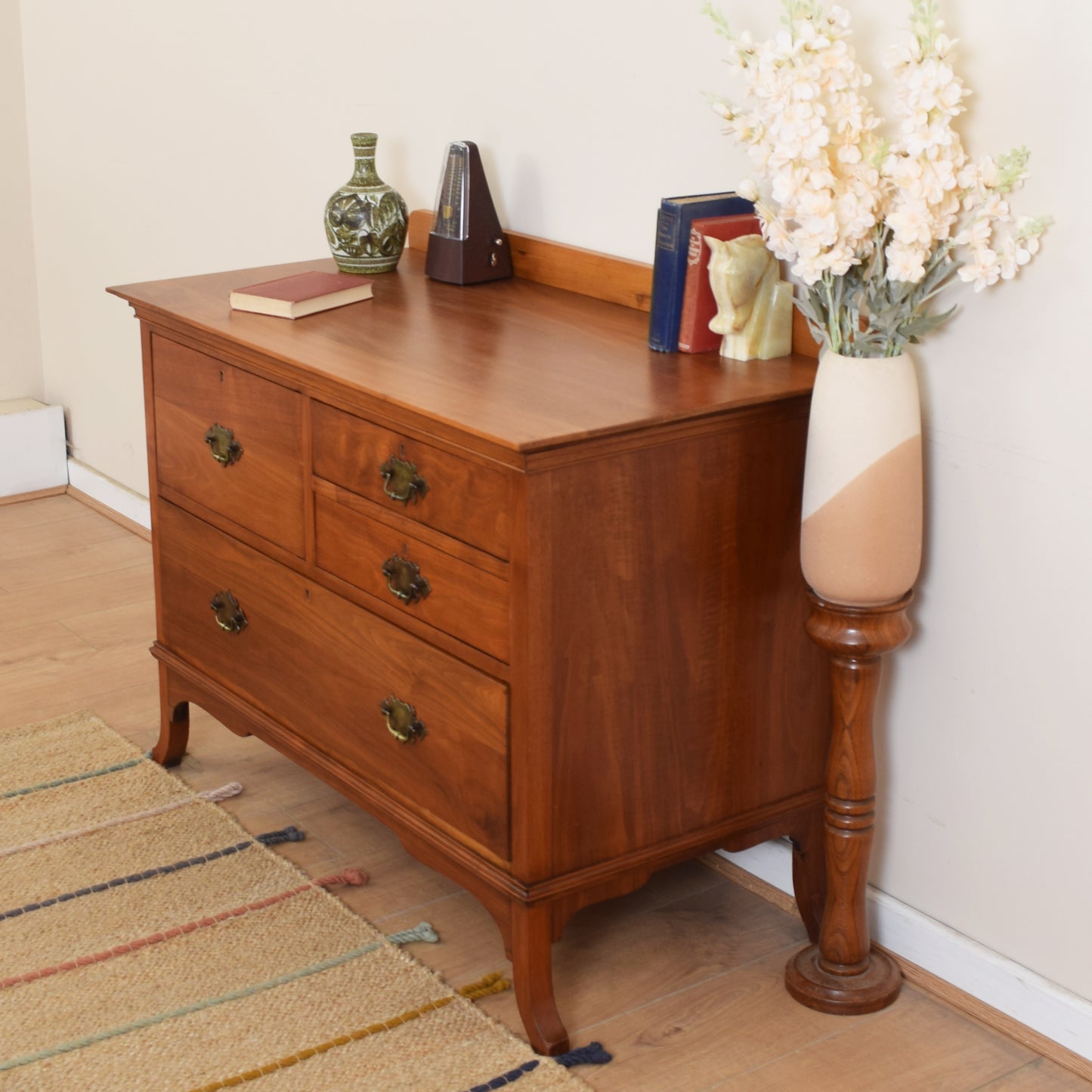 Arts and Crafts Mahogany Chest of Drawers.