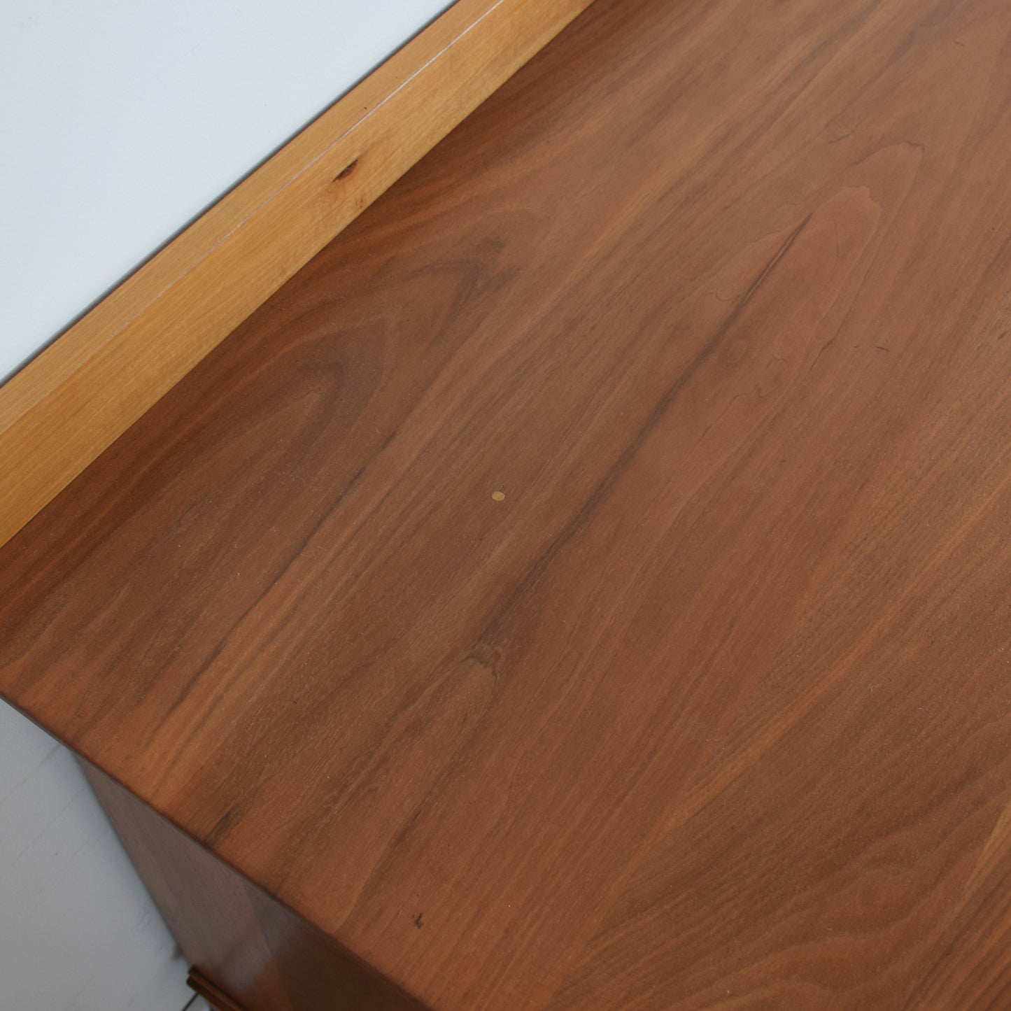 Arts and Crafts Mahogany Chest of Drawers.