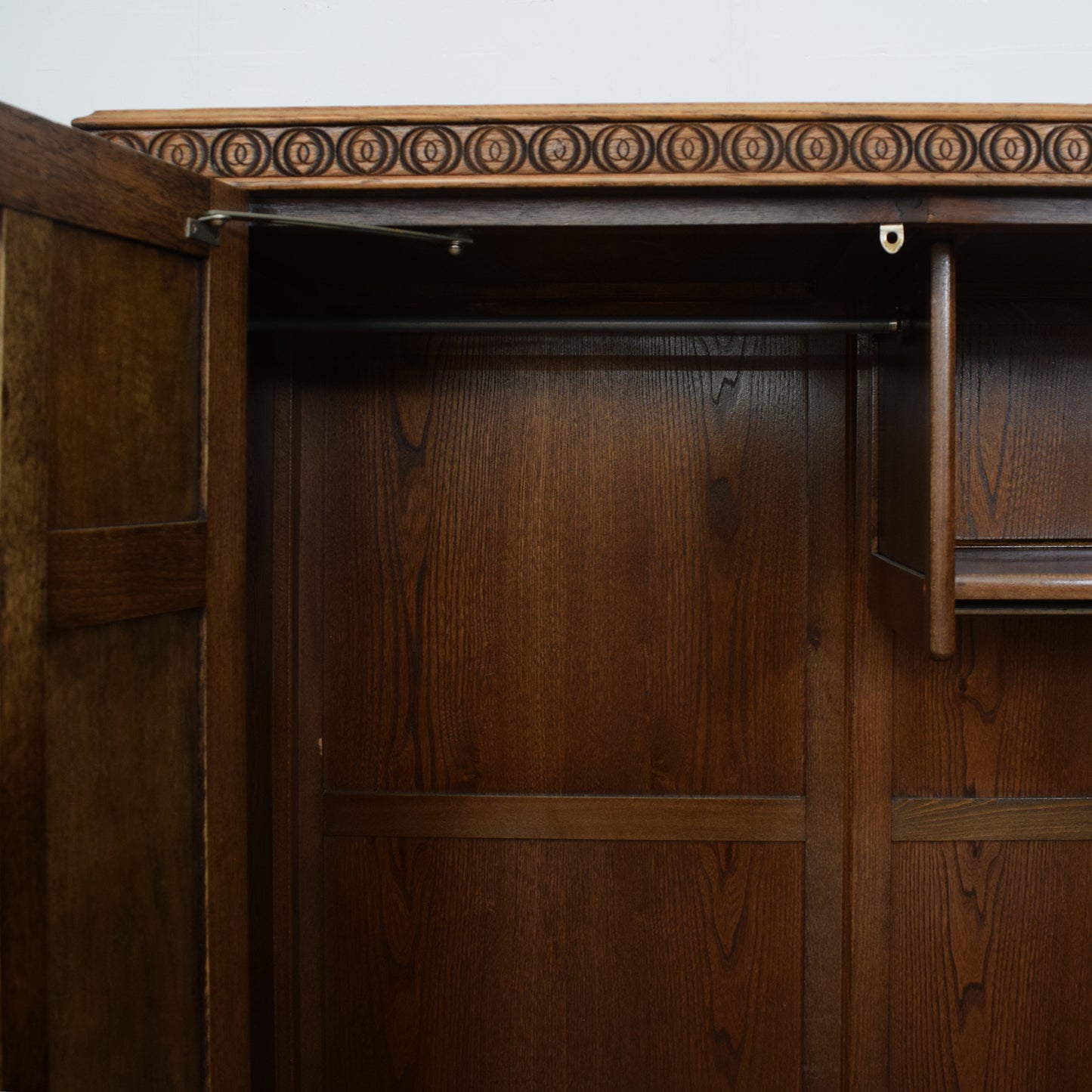 Traditional Oak Wardrobe