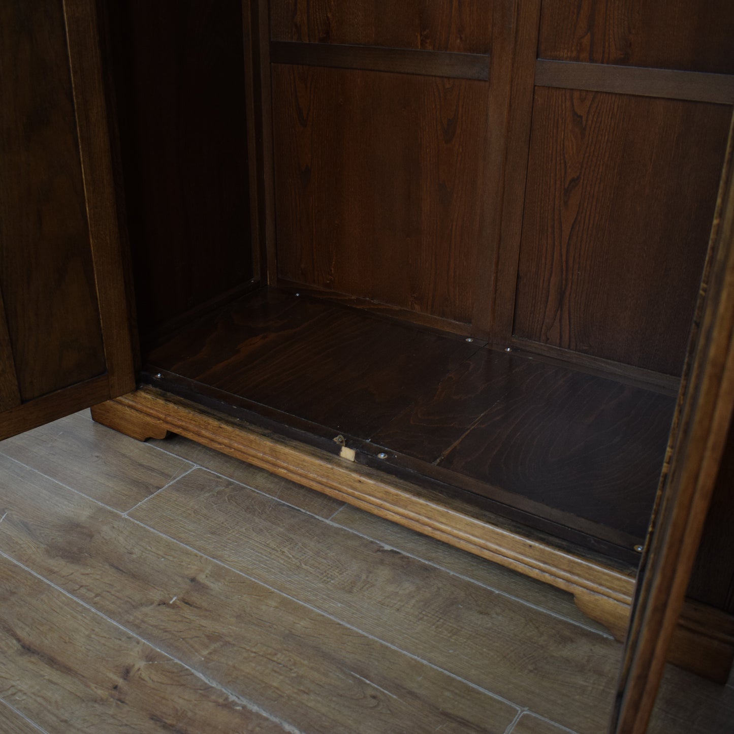 Traditional Oak Wardrobe