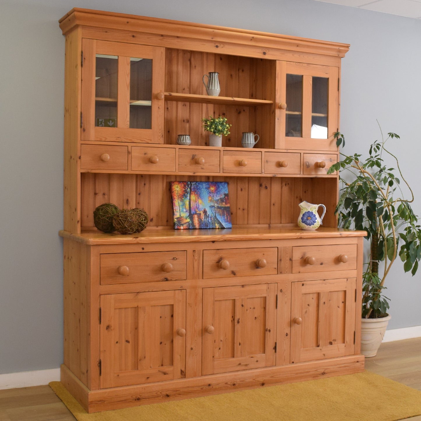 Large Pine Dresser