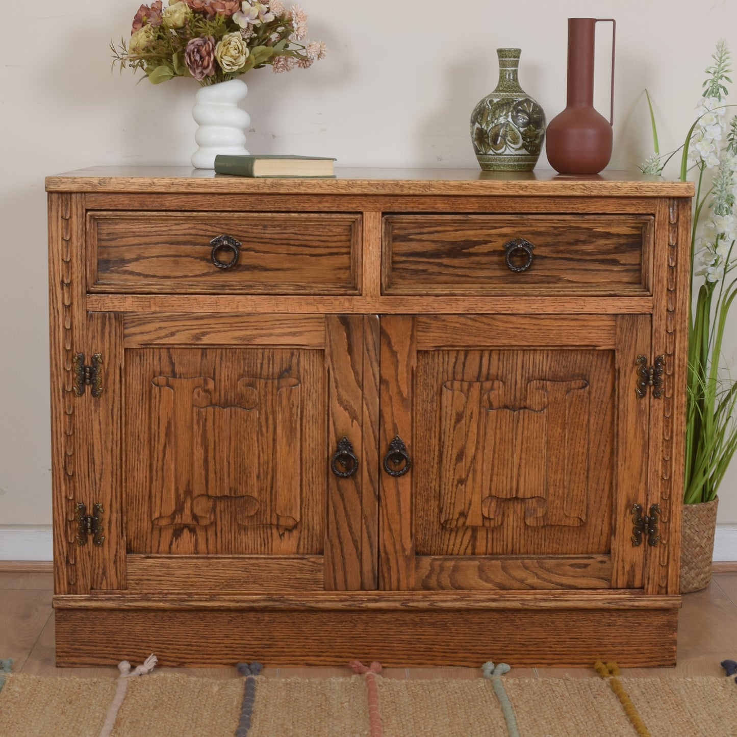 Jaycee Drawers & Cupboard