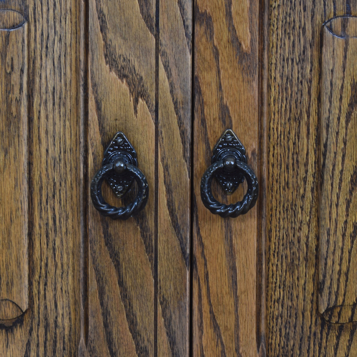 Jaycee Drawers & Cupboard