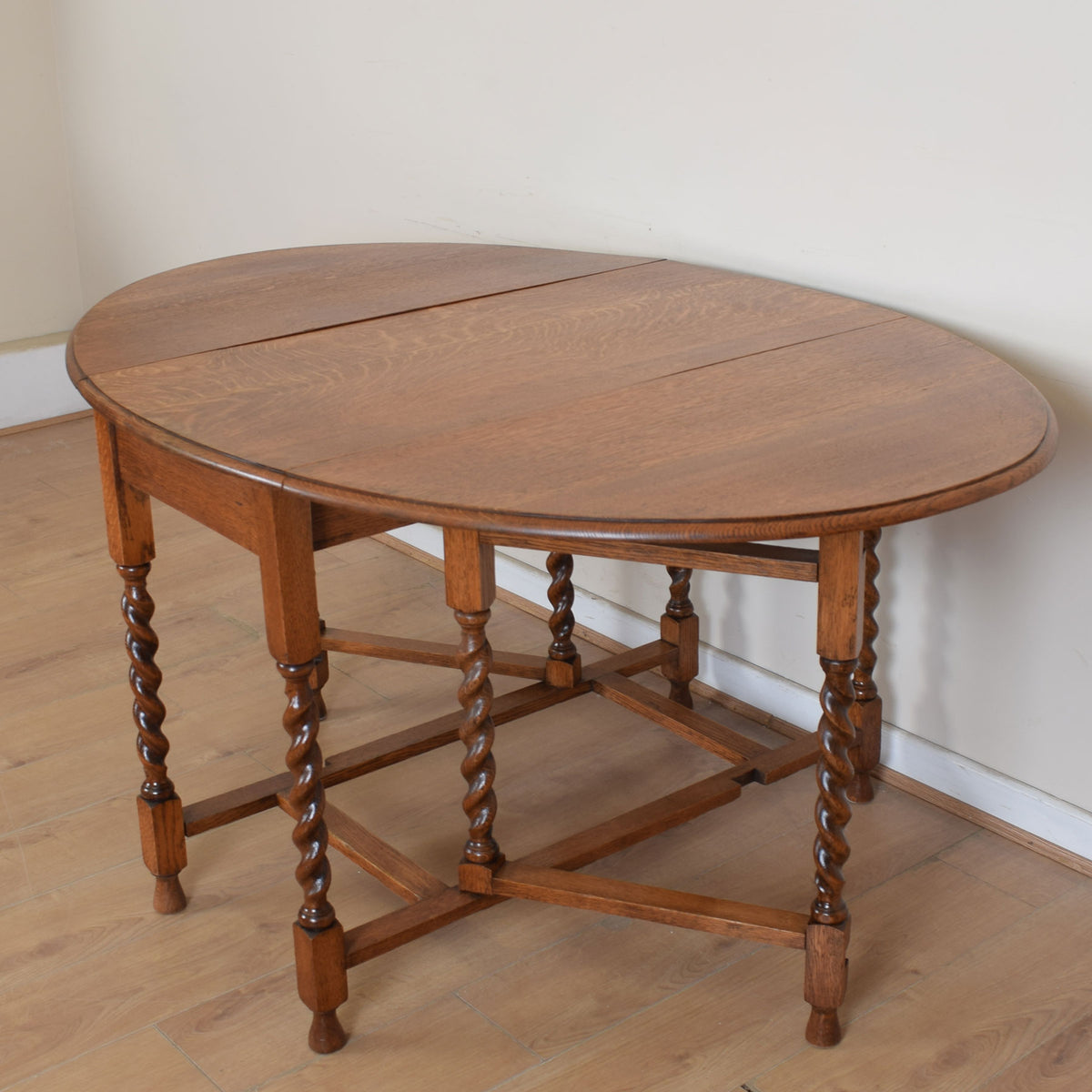 Large Barley Twist Table