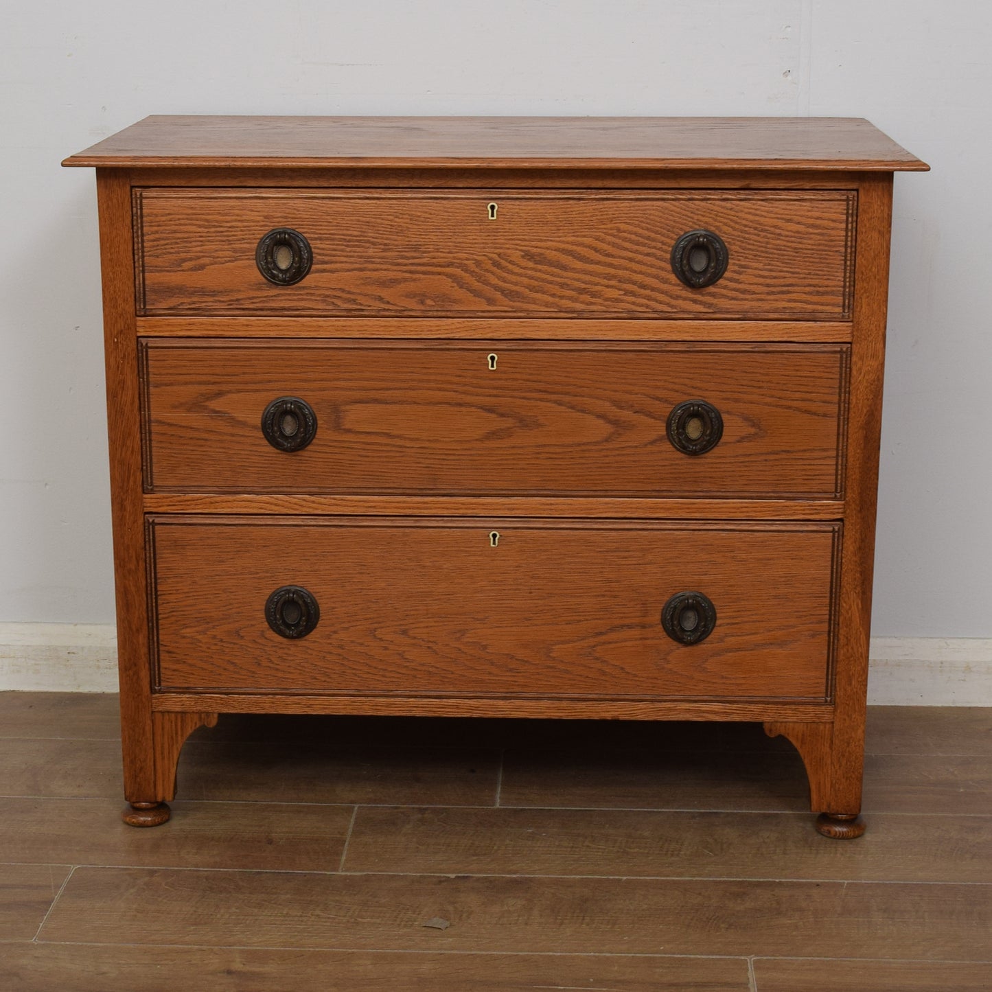 Oak Chest of Drawers