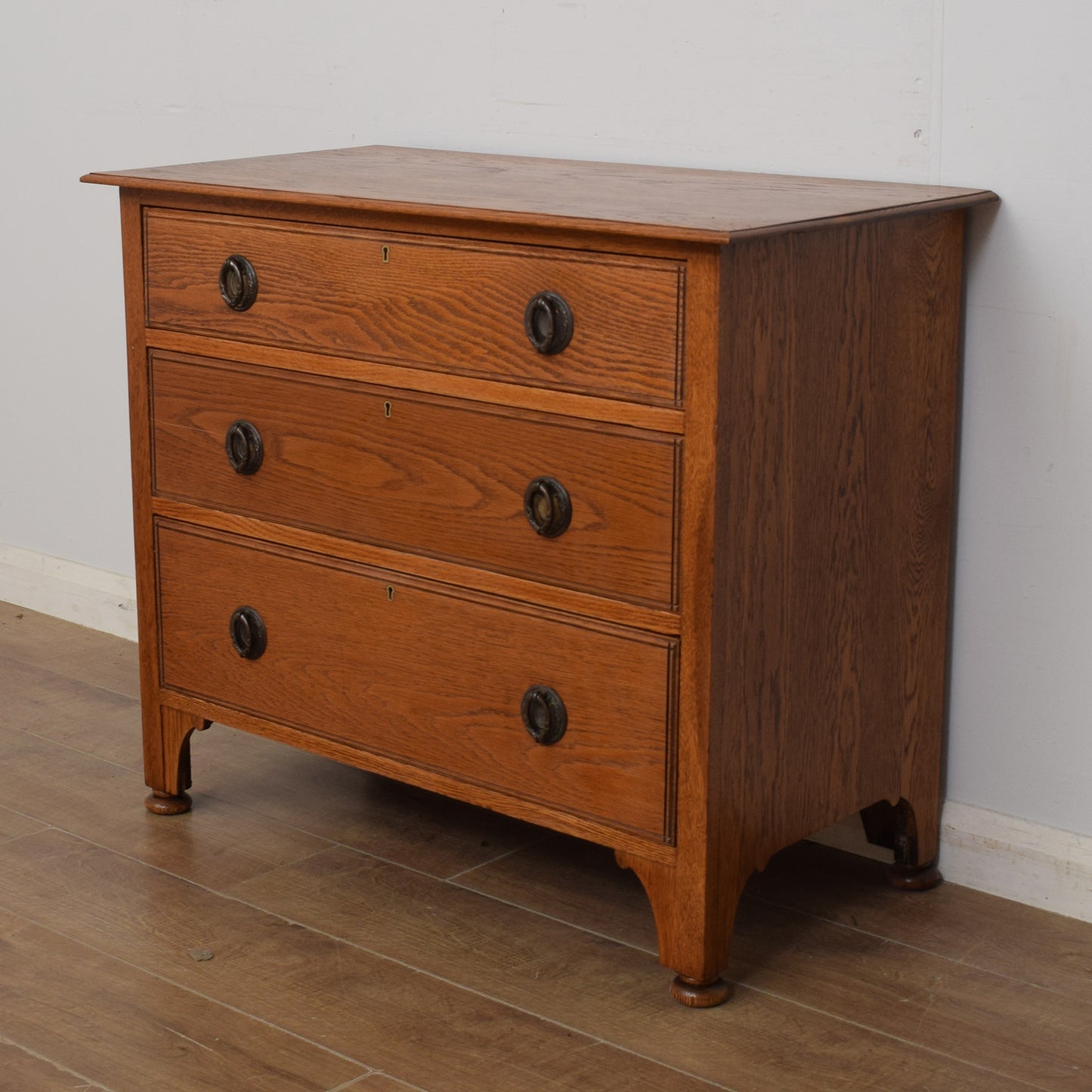 Oak Chest of Drawers