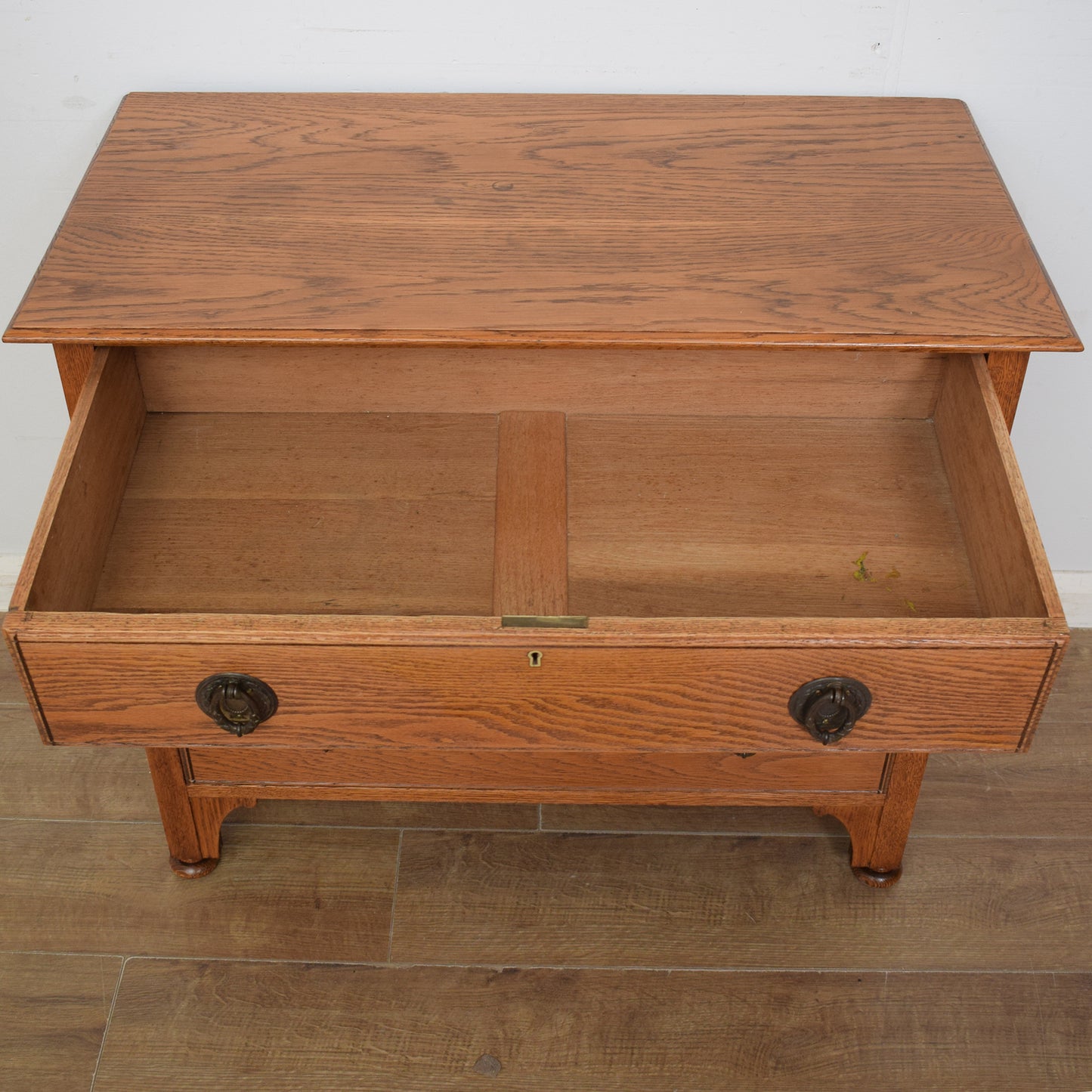 Oak Chest of Drawers