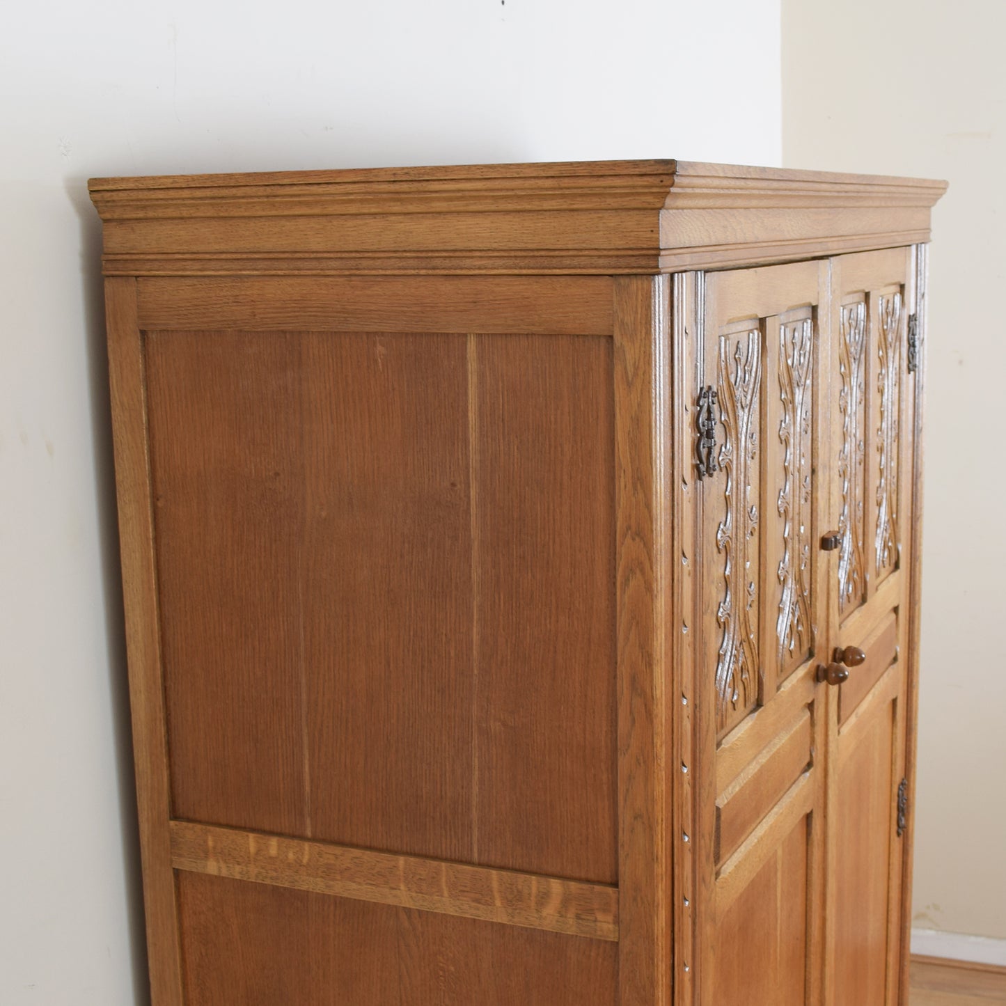 Large Old Charm Wardrobe