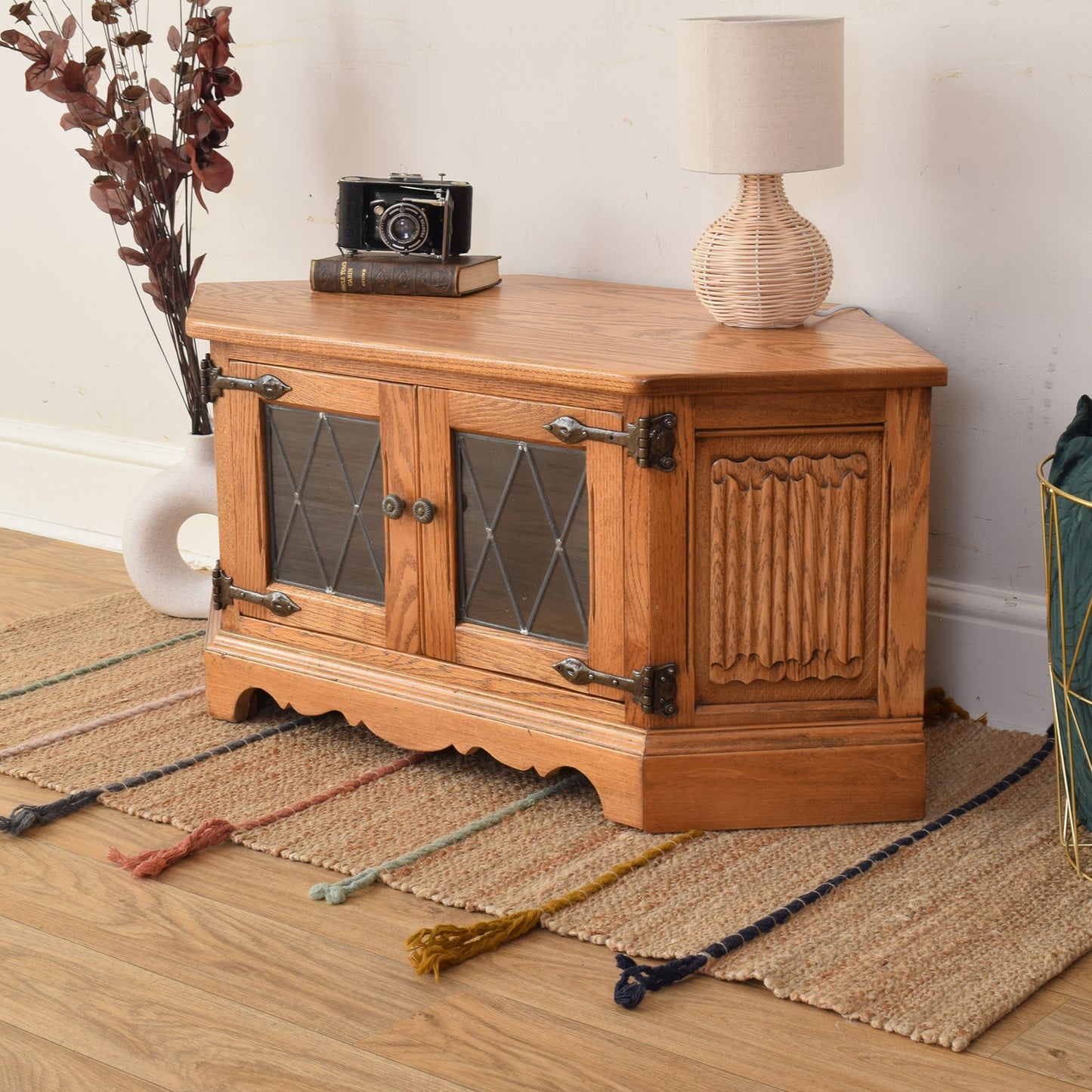 Old Charm TV Cabinet