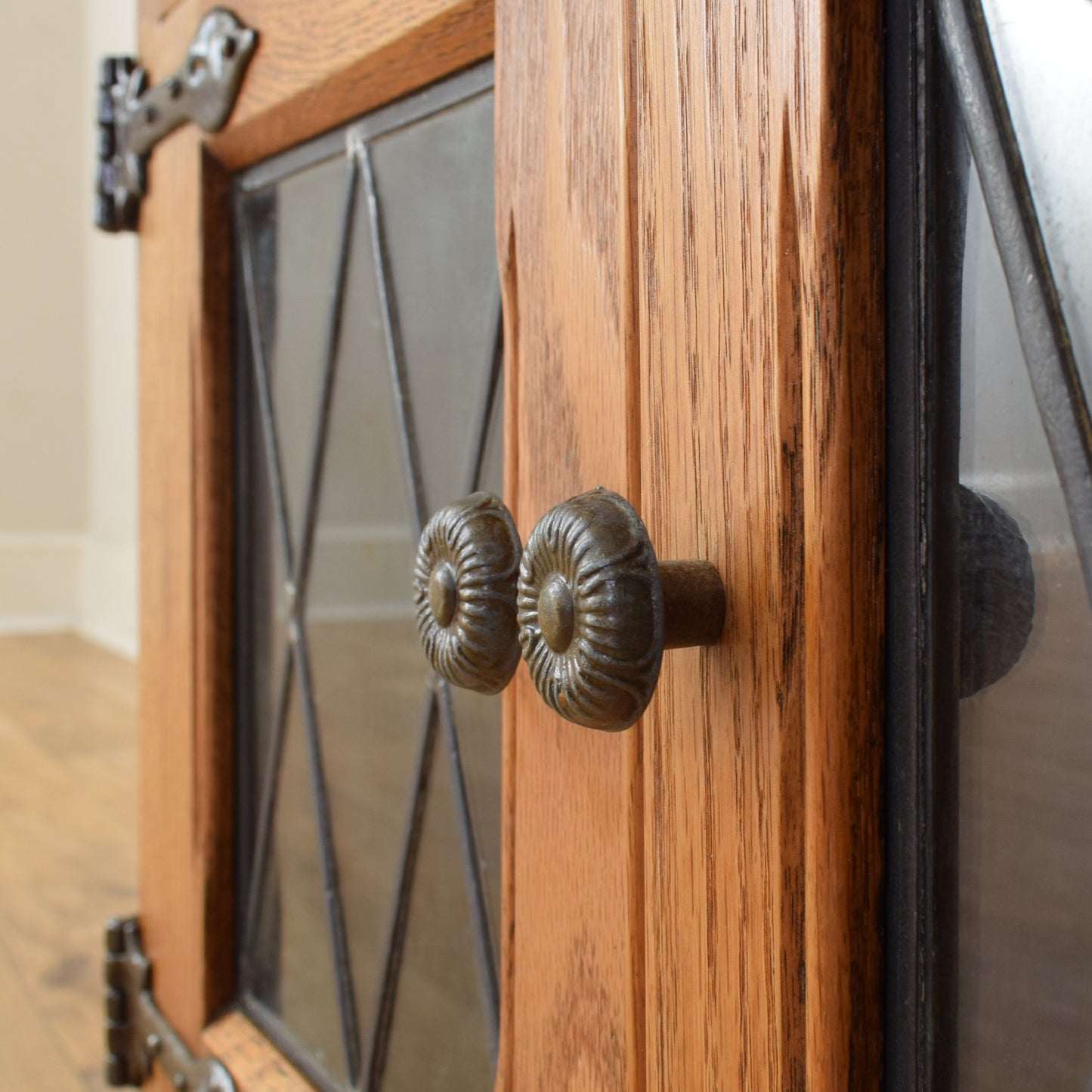 Old Charm TV Cabinet