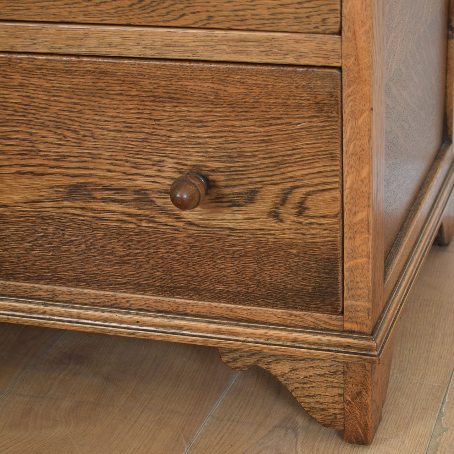 Oak Chest Of Drawers